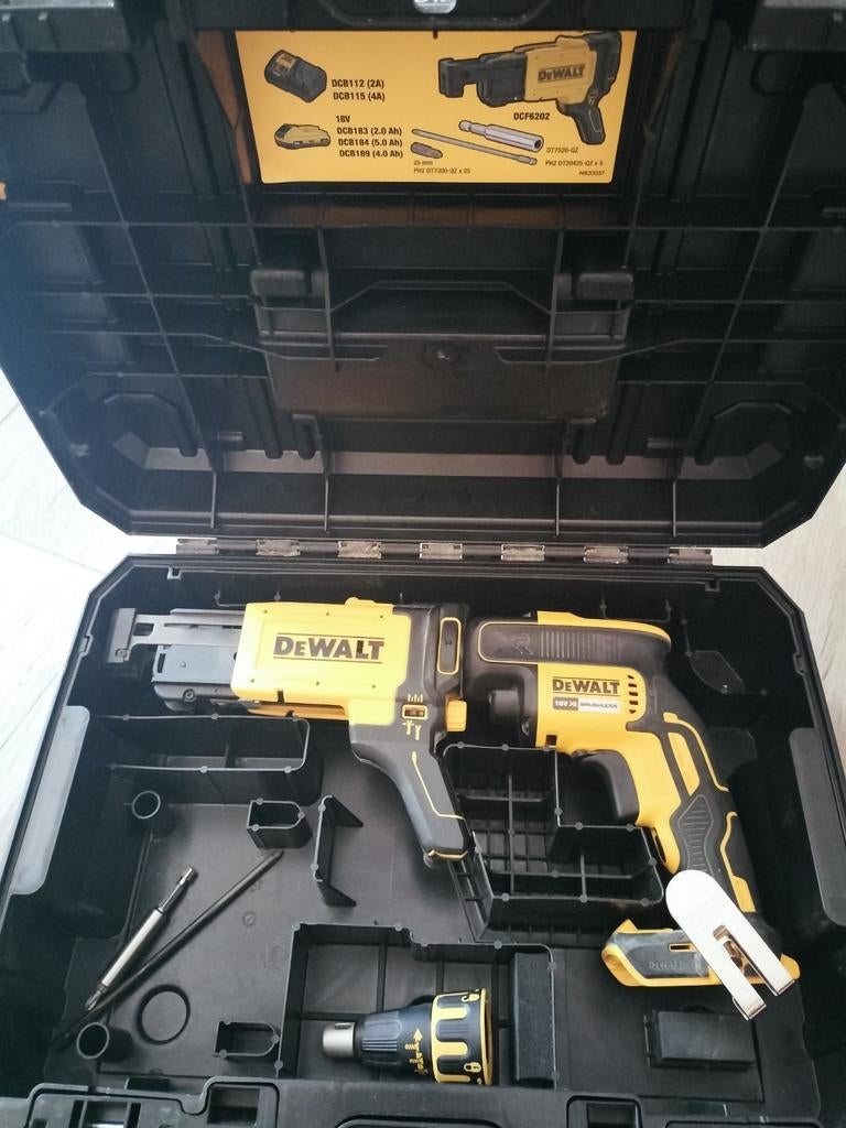 DeWalt DCF620P2K Schroefmachine met magazijnopzetstuk, Ophalen of Verzenden, Zo goed als nieuw, Boor- en Schroefmachine