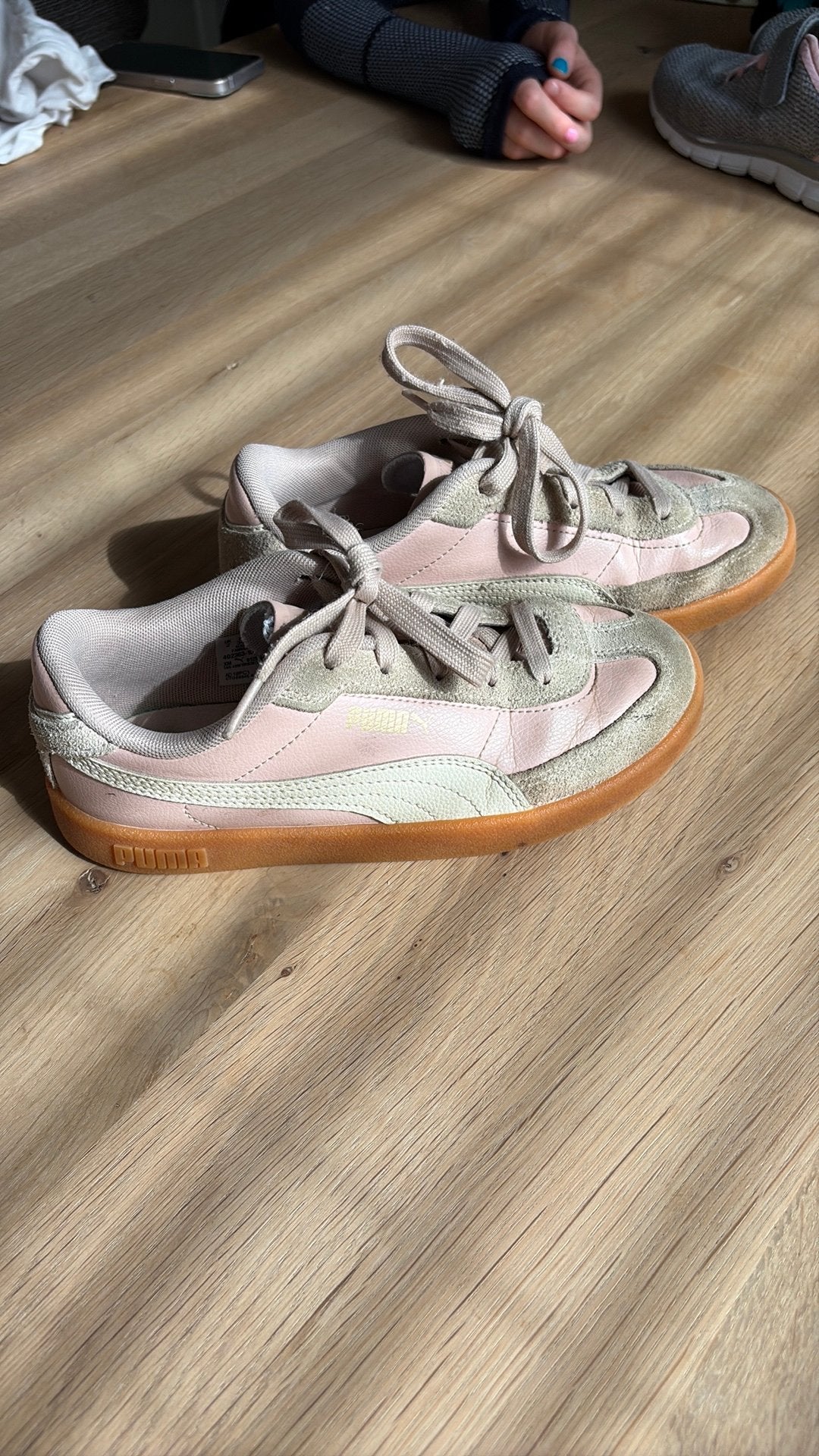 Puma meisjes schoenen roze maat 34,5, Ophalen, Zo goed als nieuw, Overige typen, Overige merken