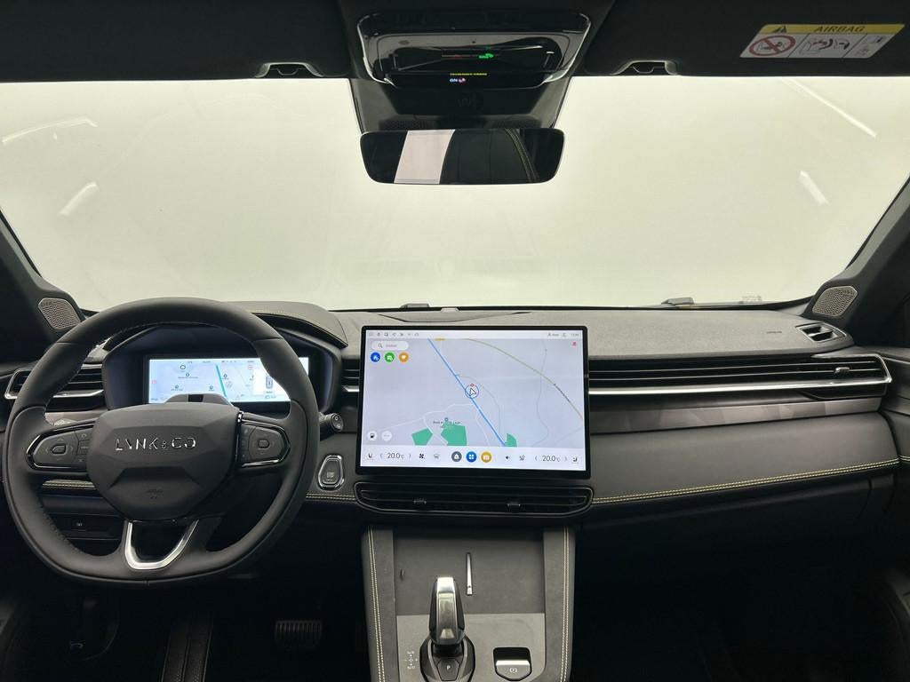 Lynk & Co 01 1.5 More | Leder| Pano | Stoel+Stuurwielverwarm, Auto's, Lynk & Co, Automatische klimaatregeling, 4 cilinders, Zwart