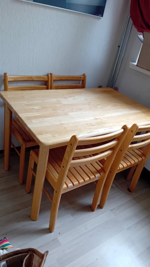 Houten eettafel met 4 stoelen, Ophalen, Gebruikt, 100 tot 150 cm, 50 tot 100 cm