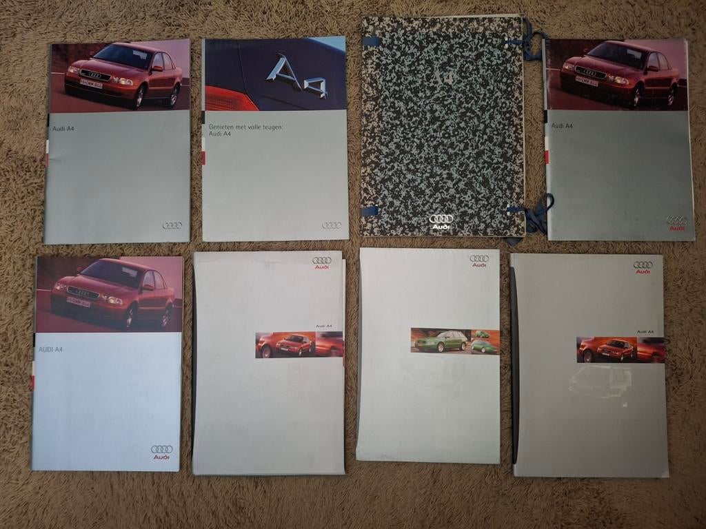 Uitgebreid lot autofolders Audi A4 (B5), Verzenden, Audi