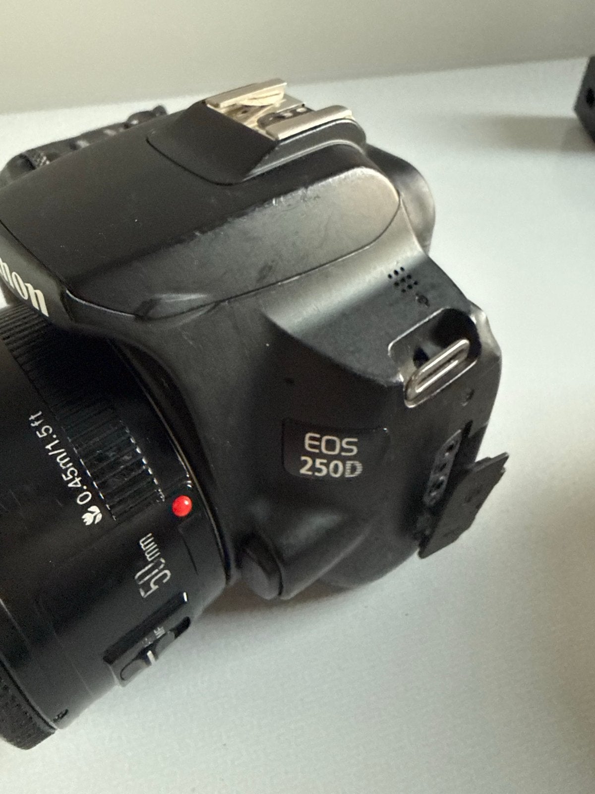 Canon EOS 250D Spiegelreflexcamera met 50mm 1.8 lens, Gebruikt, Bluetooth, Spiegelreflex, Canon