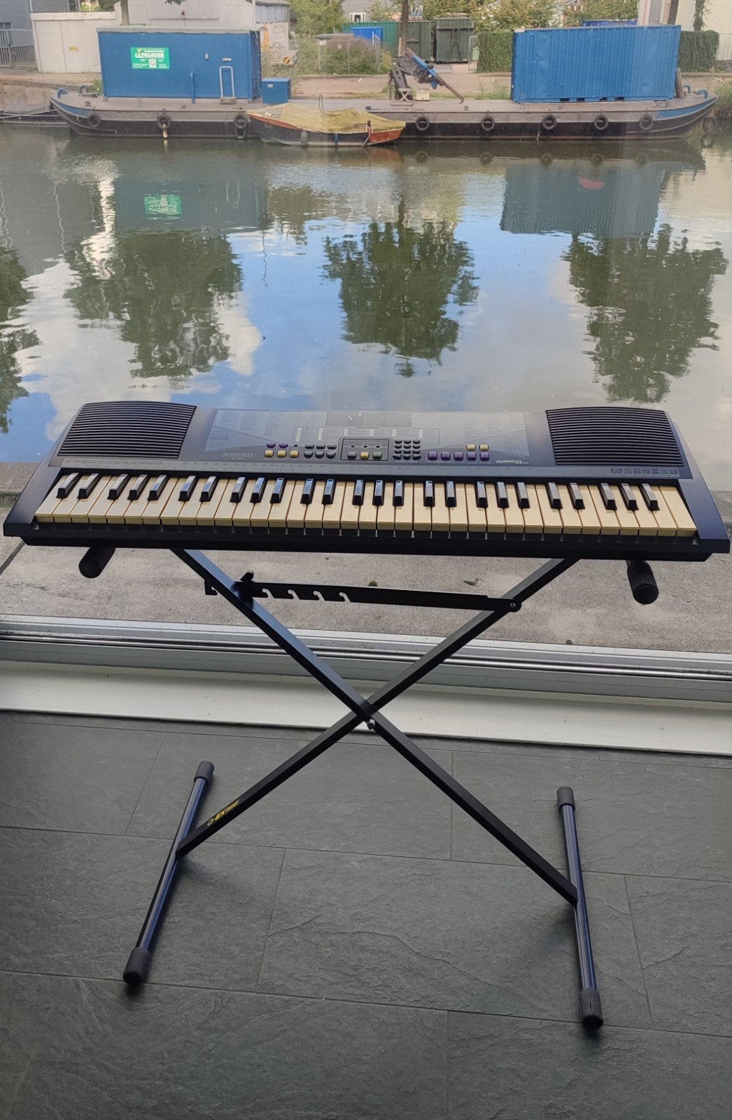 Bontempi GT 960 Keyboard met standaard, Muziek en Instrumenten, 61 toetsen, Zo goed als nieuw, Met standaard, Ophalen