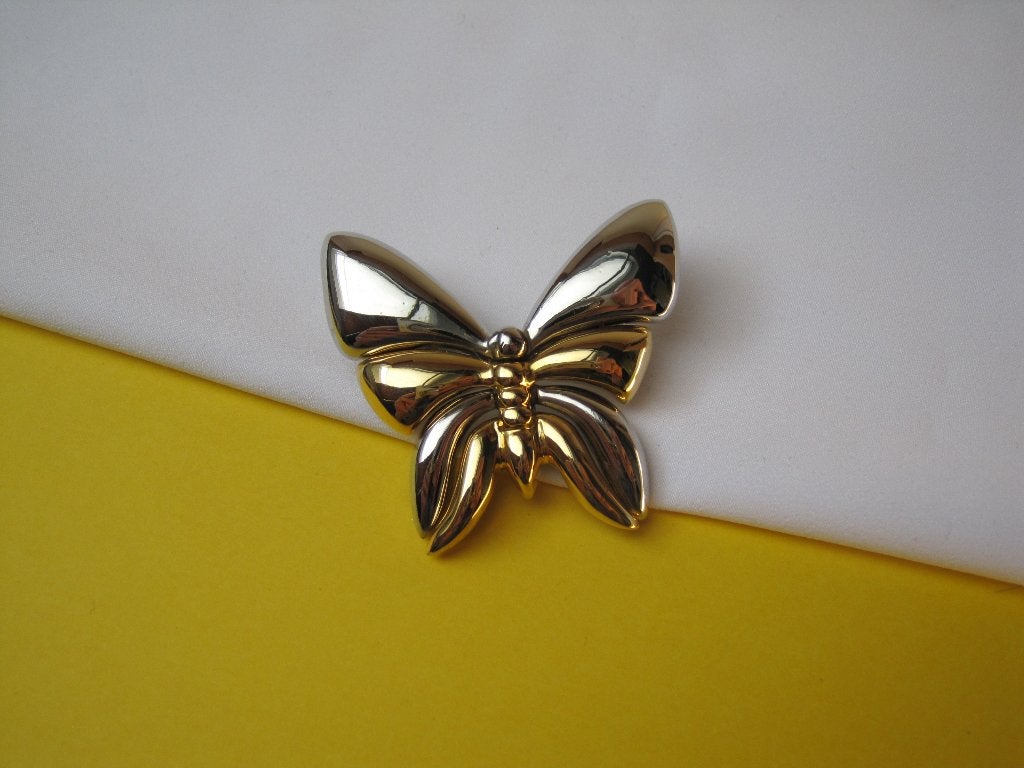 Broche goudkleurig en zilverkleurige vlinder  LC, Verzenden, Zo goed als nieuw, Overige kleuren, Overige materialen