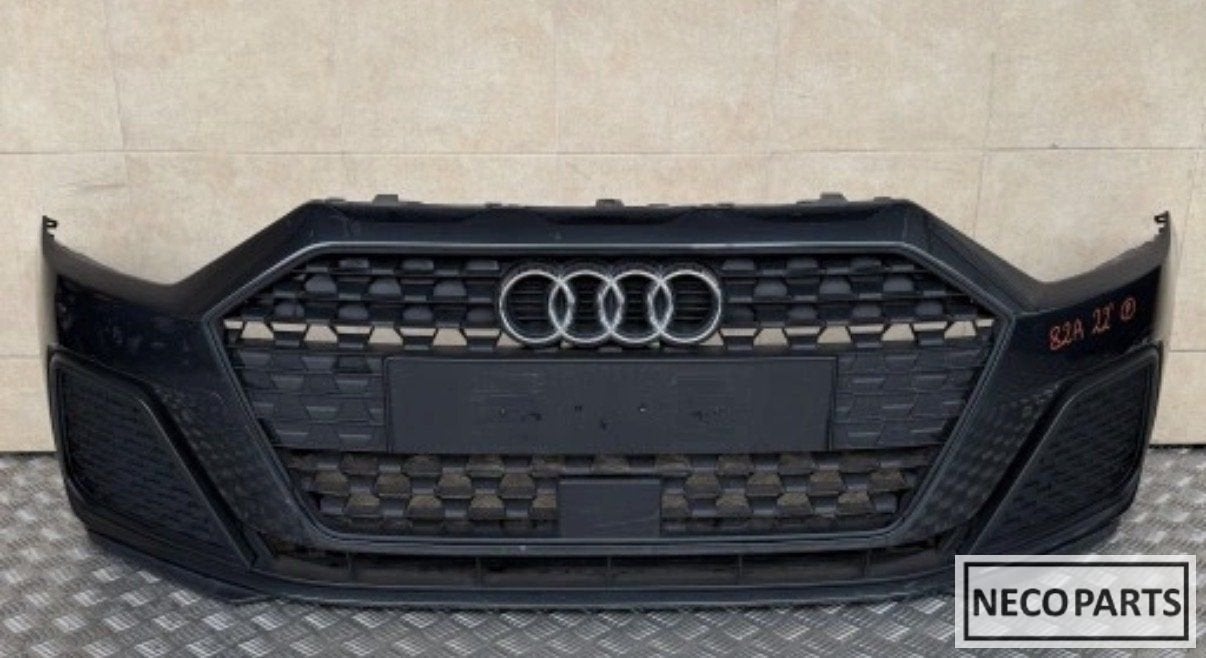 AUDI A1 82A VOORBUMPER ORIGINEEL COMPLEET ALLES LEVERBAAR!!!, Gebruikt, -, Achter, -