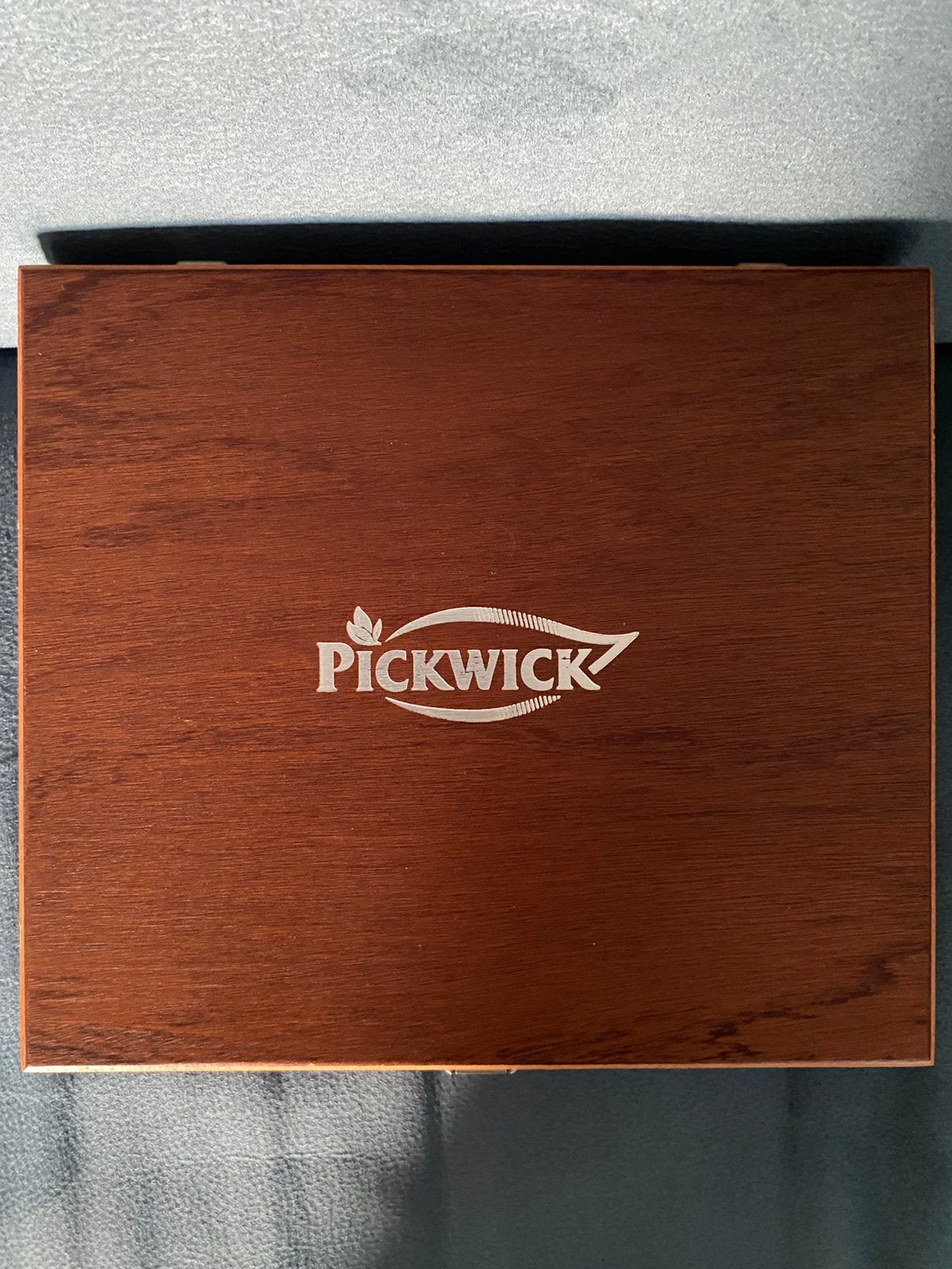 Pickwick houten theedoos - 12 vaks!, Hout, Ophalen of Verzenden, Zo goed als nieuw, Theedoos