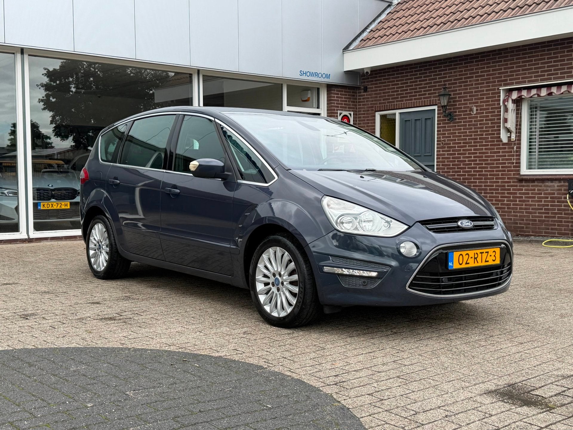 Ford S-Max 1.6 EcoBoost Titanium 7pers / NW APK / OH BEURT /, Auto's, Ford, Voorwielaandrijving, Gebruikt, Zwart, 4 cilinders