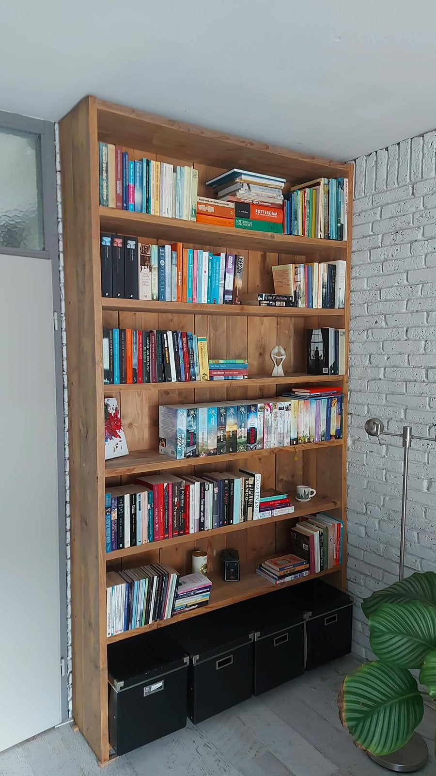 Steigerhouten boekenkast, Met plank(en), Gebruikt, 100 tot 150 cm, 200 cm of meer