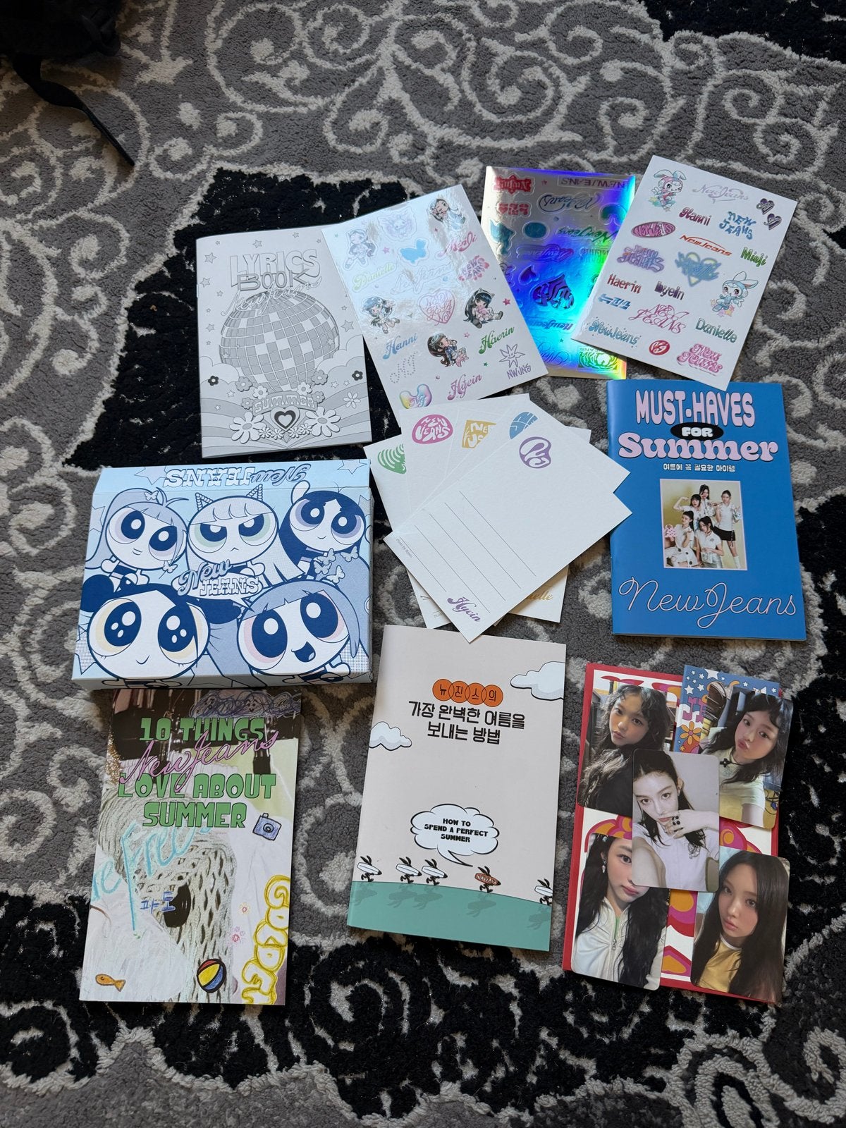 NewJeans K-Pop Album & Merchandise Collectie, Ophalen of Verzenden, Zo goed als nieuw
