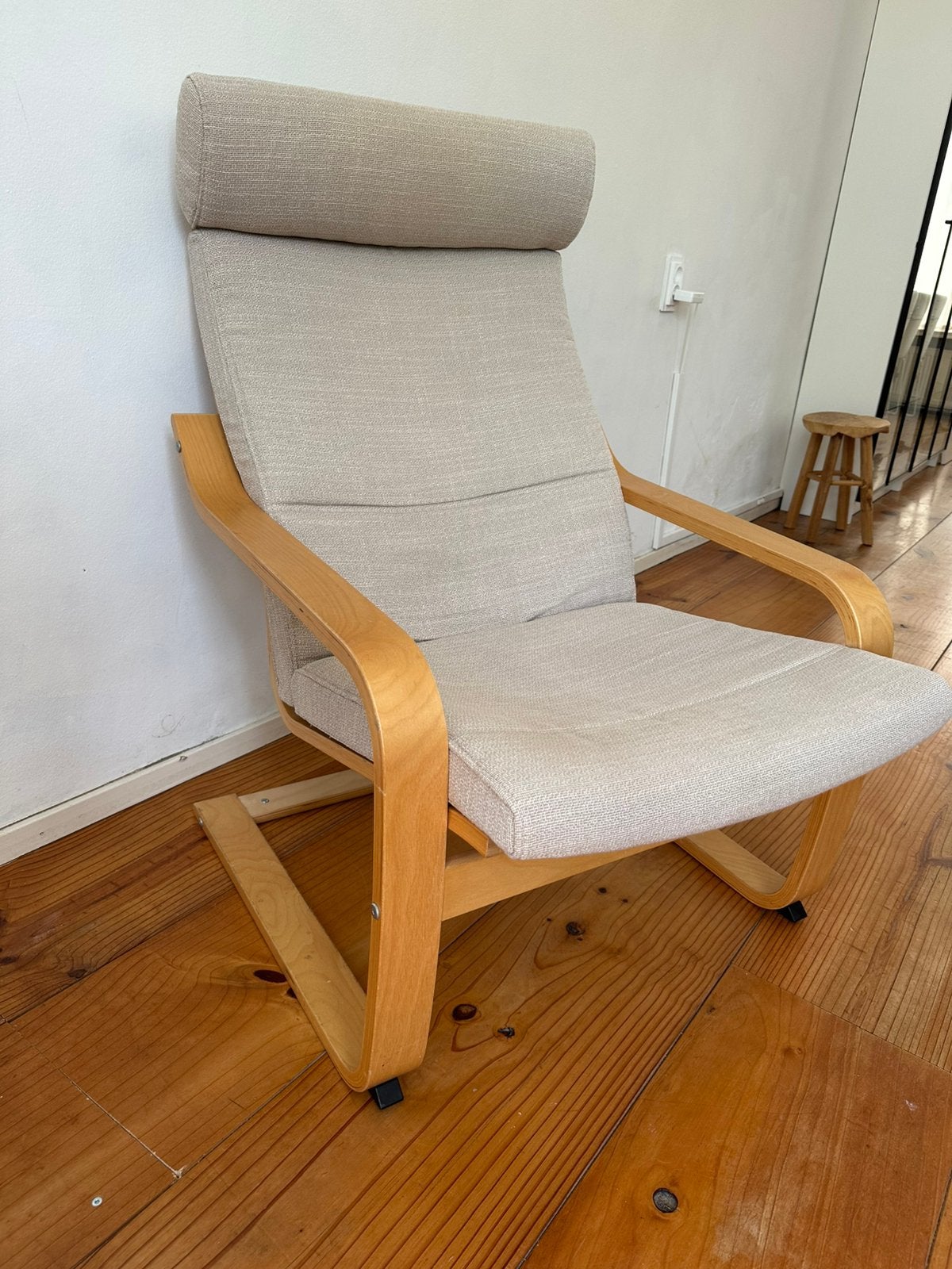 Fauteuil IKEA Poäng - houtfineer - Hillared beige, Ophalen, 75 tot 100 cm, Zo goed als nieuw, Stof