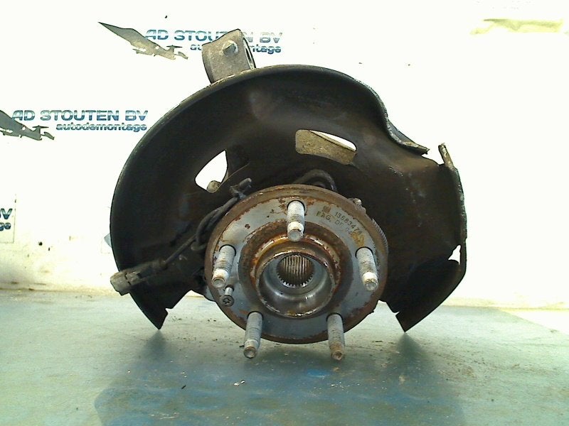 Fusee Links Voor Opel Astra J (PC6/PD6/PE6/PF6) 13502828, Gebruikt, Bahnhofsplatz, Rüsselsheim am Main 65423, , Duitsland, Opel