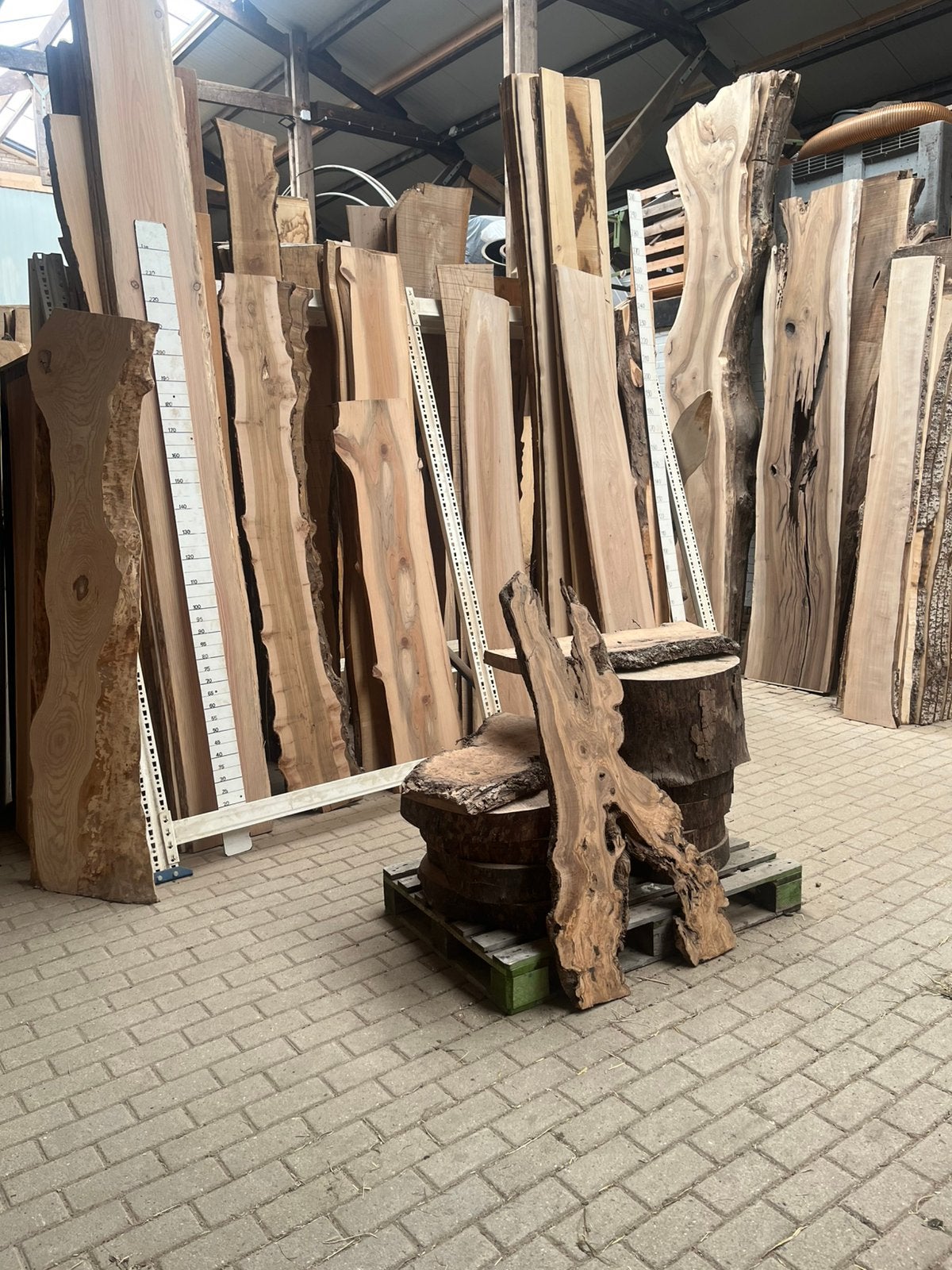 Kom eens kijken bij onze unieke wandplanken ,vensterbanken, Ophalen, Nieuw, 25 tot 50 cm, Minder dan 100 cm