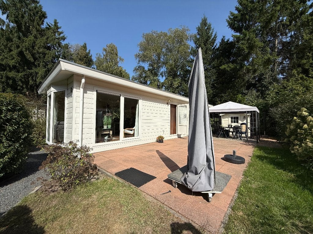 Sfeervol 4-pers. chalet met royale tuin op de Veluwe, Caravans en Kamperen, Tot en met 4