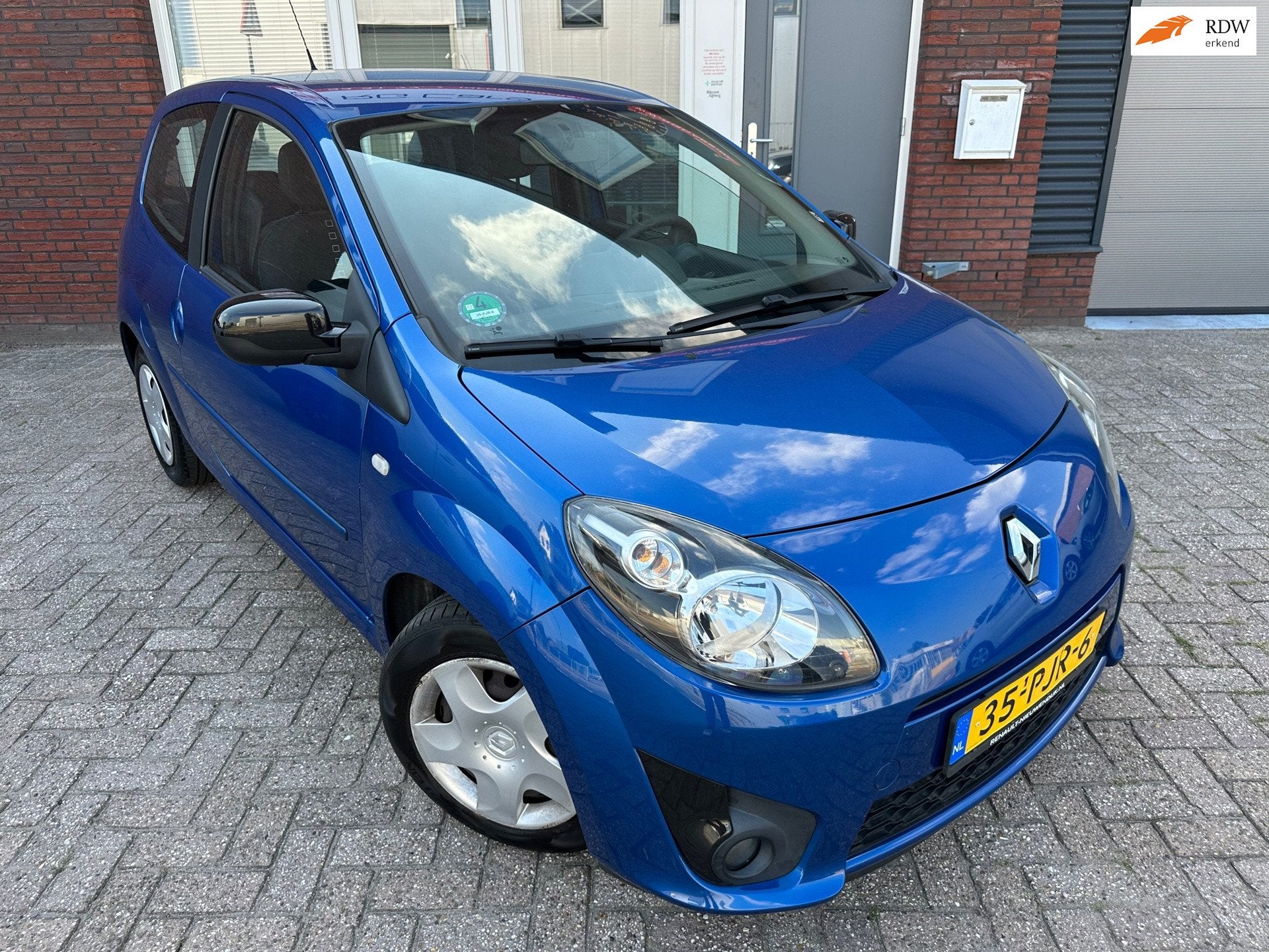 Renault Twingo 1.2-16V Dynamique / Airco / Riem vv / Cruise, Auto's, Gebruikt, 4 cilinders, Met garantie (alle), Origineel Nederlands