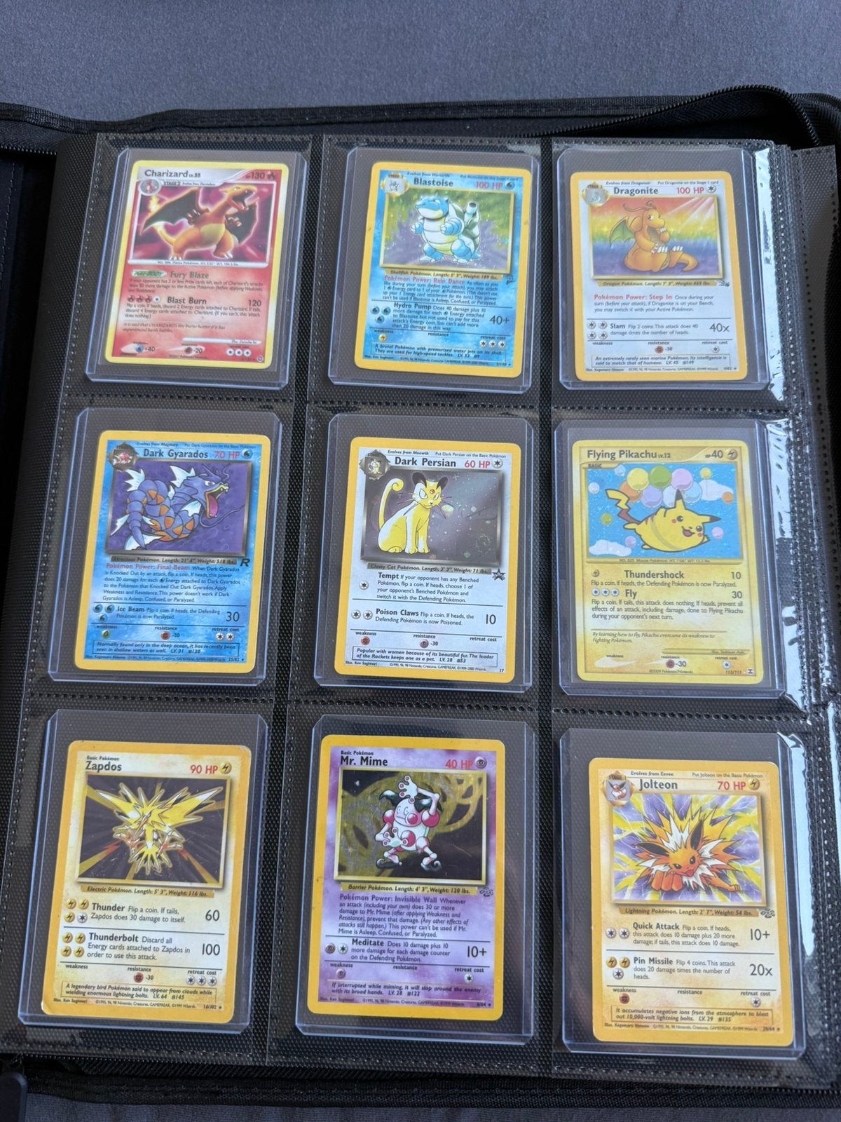Map met diverse pokemon kaarten, Ophalen of Verzenden, Zo goed als nieuw, Losse kaart