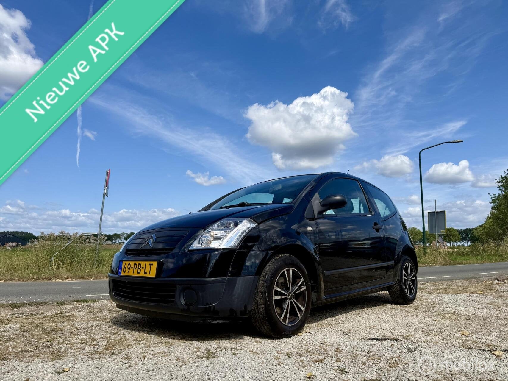 Citroen C2 1.1i Ligne Prestige, BJ 2004, APK Juli 2027, NAP, Voorwielaandrijving, 450 kg, 31 €/maand, 4 cilinders