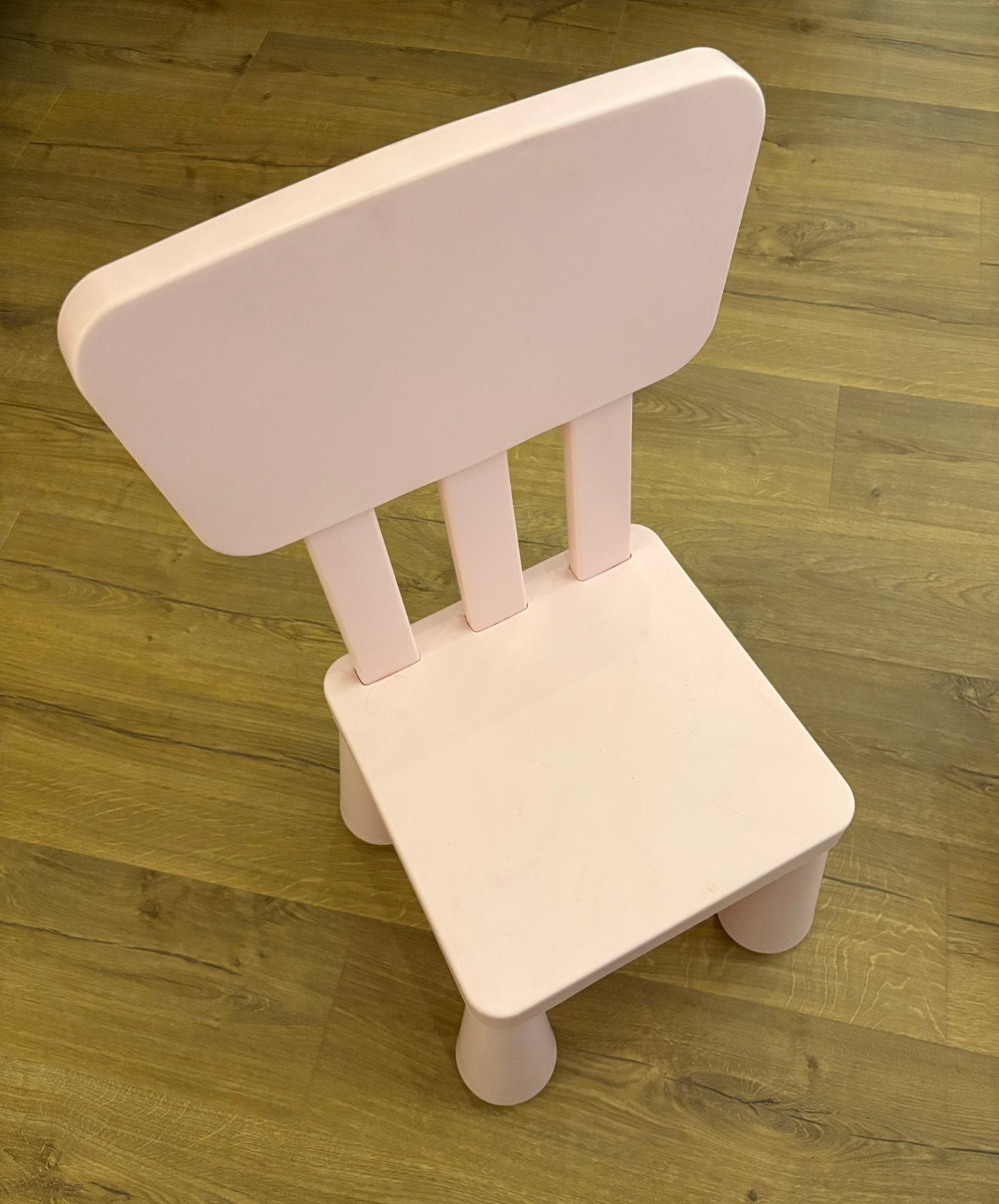 Roze kinderstoeltje, Ophalen, Zo goed als nieuw, Stoel(en)