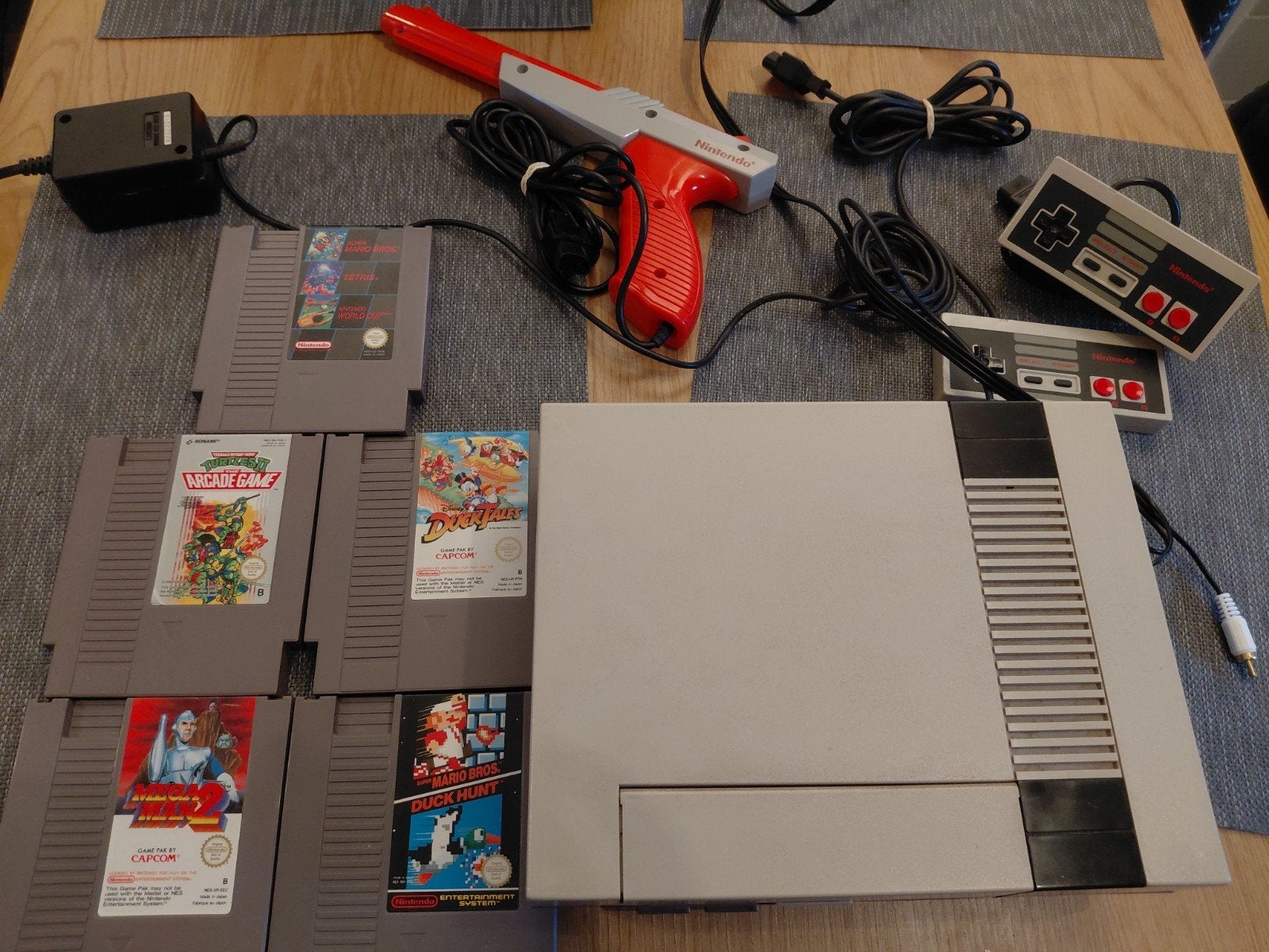 Nintendo NES Classic Console met 2 controllers en games, Ophalen, Gebruikt, Met 2 controllers