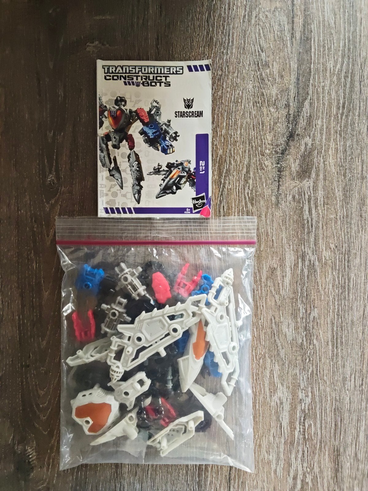 Transformers Construct-Bots Starscream (2-in-1) Complete Set, Verzamelen, Overige generaties, Ophalen of Verzenden, Zo goed als nieuw