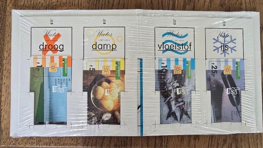 H2O Holland - Water in 4 fasen (droog, damp, vloeistof, ijs), Ophalen, Nieuw