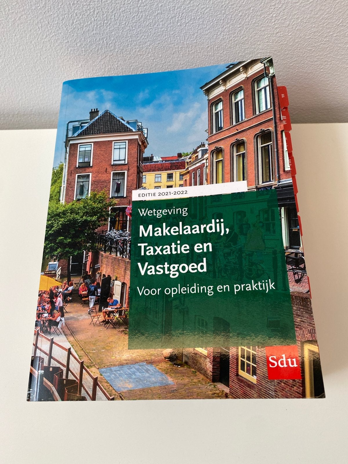Wetgeving Makelaardij, Taxatie en Vastgoed 2021-2022, Ophalen of Verzenden, Gamma, Zo goed als nieuw, HBO