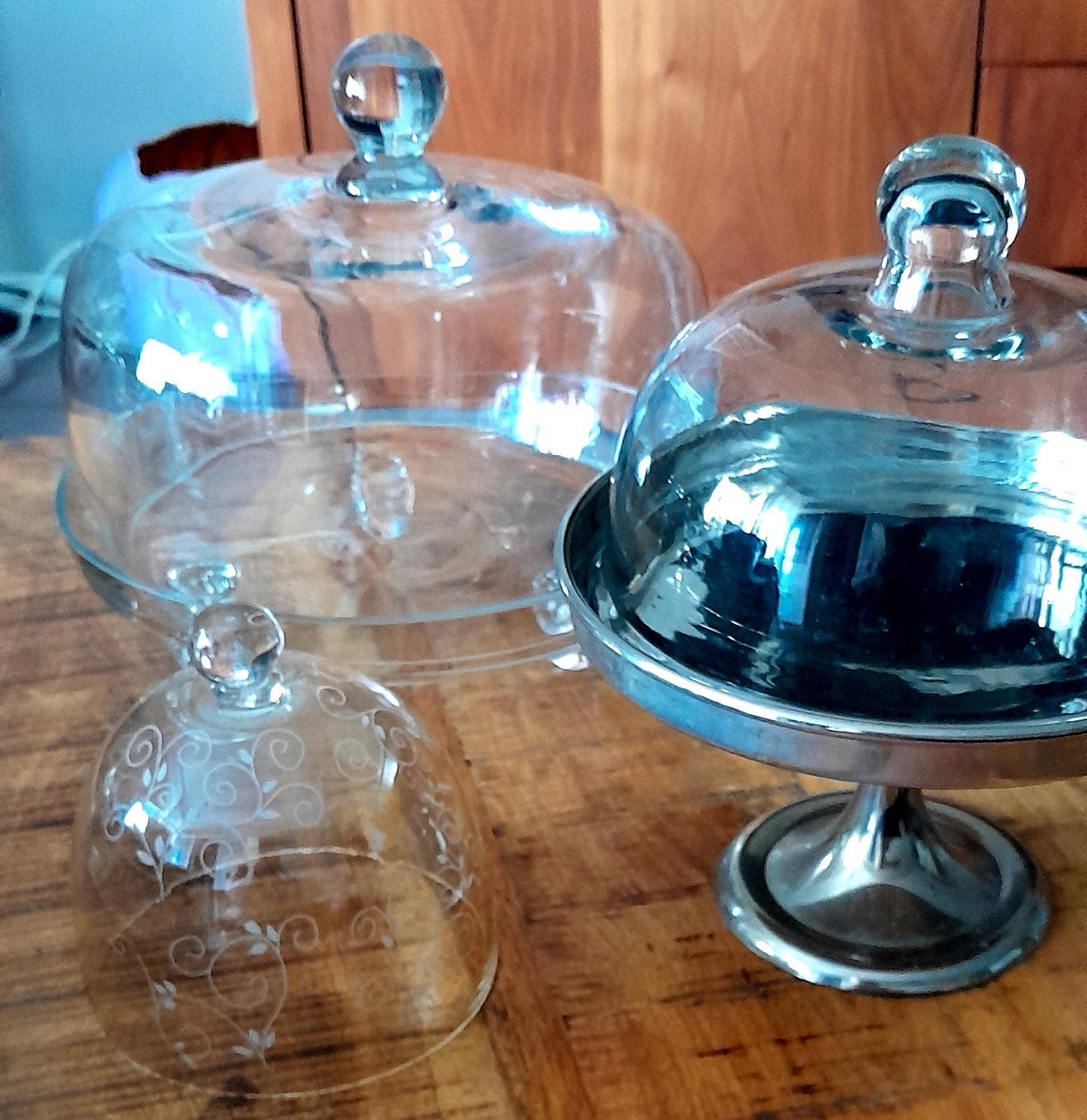 2 stolpen met schaal eronder, Glas, Ophalen, Met voet