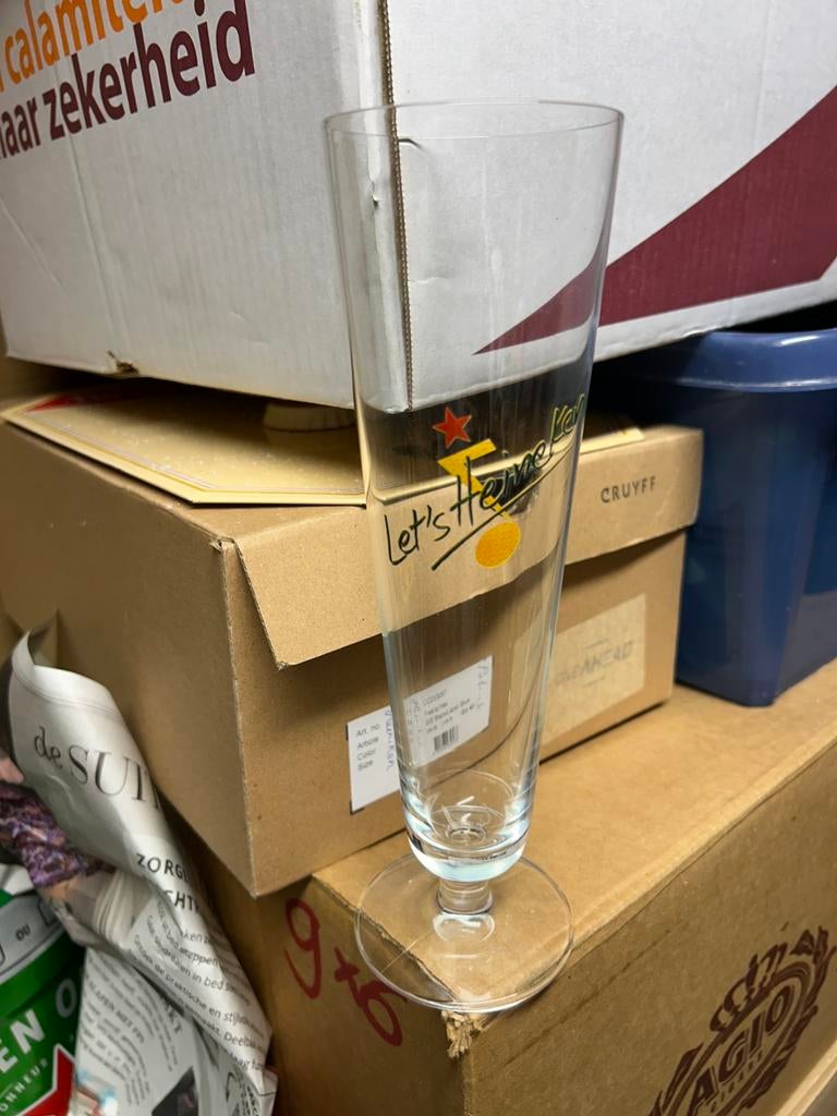 Zeer bijzonder Heineken glas voetglas, Ophalen, Zo goed als nieuw, Bierglas