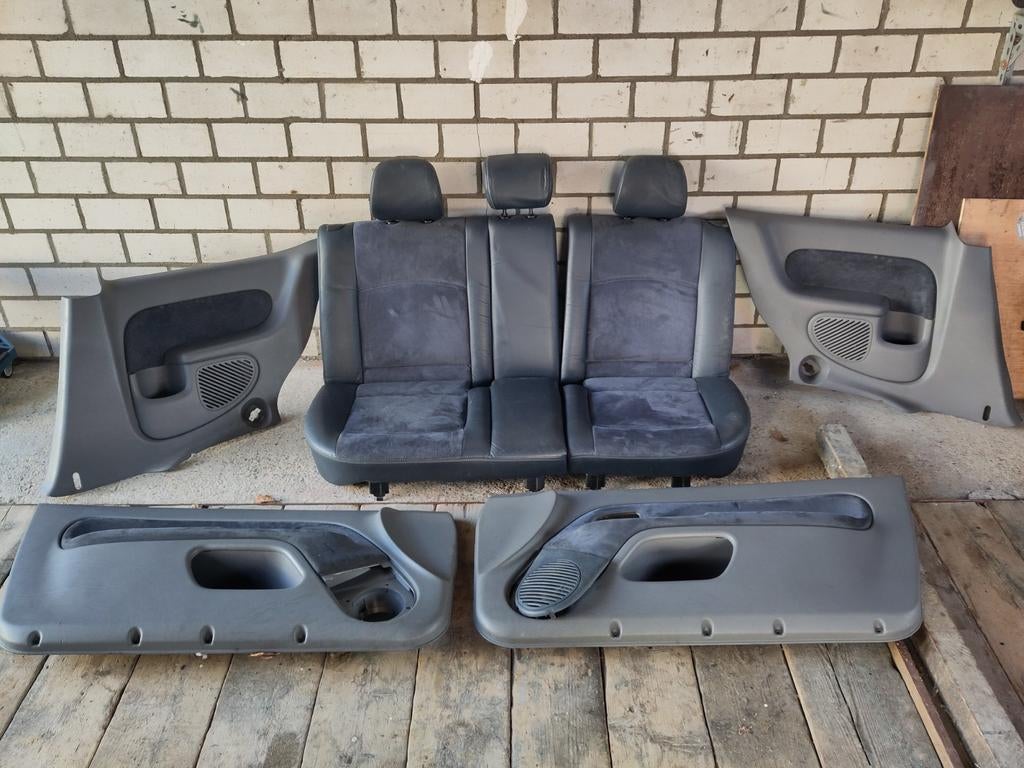 Clio 2 rs phase 1 achterbank en deurpanelen, Auto-onderdelen, Interieur en Bekleding, Ophalen, Gebruikt, Renault