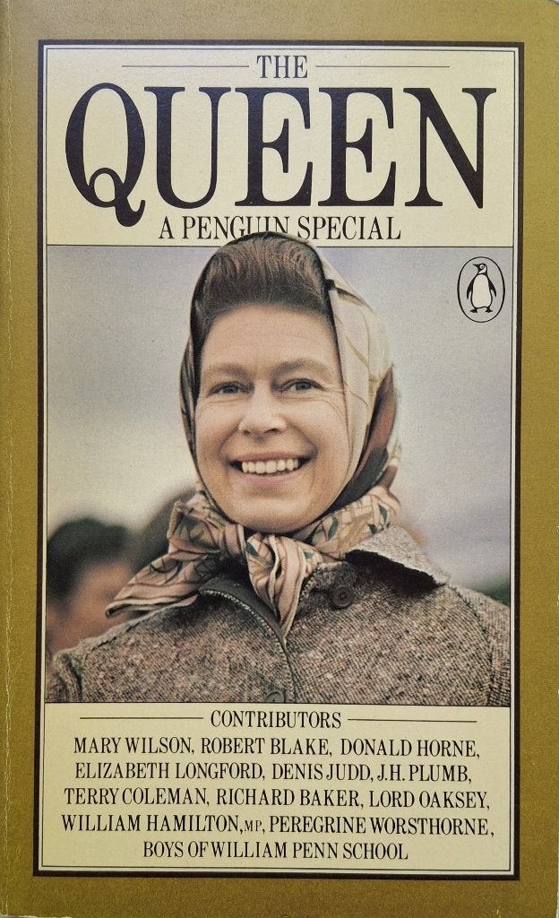 Mary Wilson e.a. - The Queen (ENGELSTALIG), Ophalen of Verzenden, Gelezen, Fictie