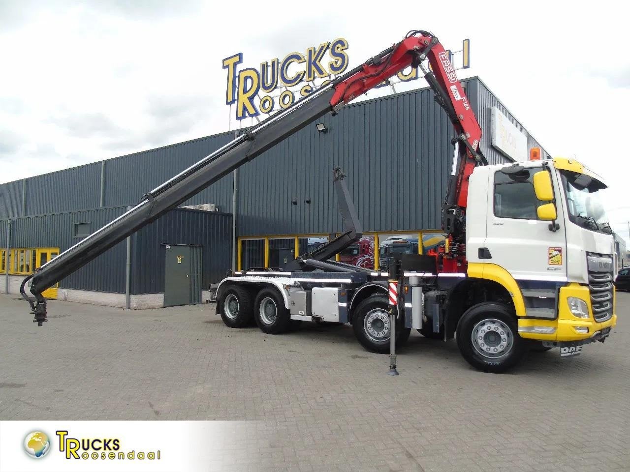 DAF CF 480 + FASSI 16T/M + 20T HOOK + 8X4 + REMOTE TR1110, Auto's, Vrachtwagens, Automaat, Achterwielaandrijving, Euro 6, Overige kleuren