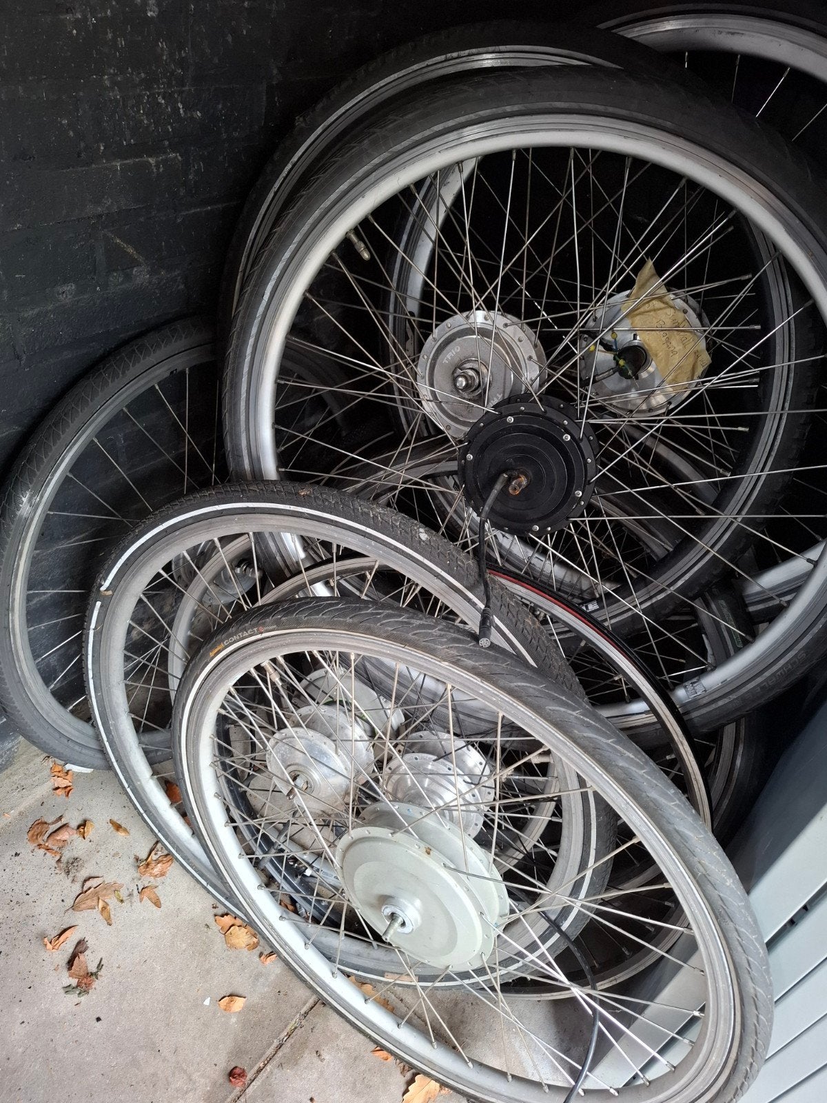 Diverse fietswielen met motor voor elektrische fiets, Ophalen of Verzenden, Elektrische fiets, Band