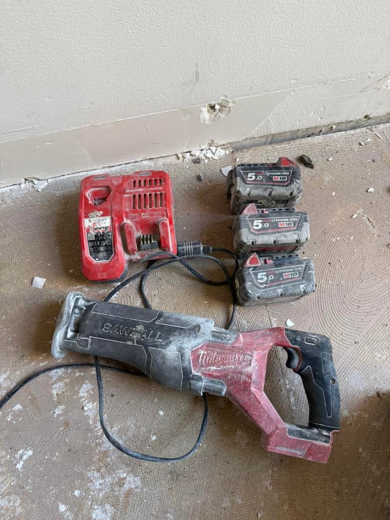 milwaukee rexiprozaag defect, Ophalen of Verzenden, Zo goed als nieuw