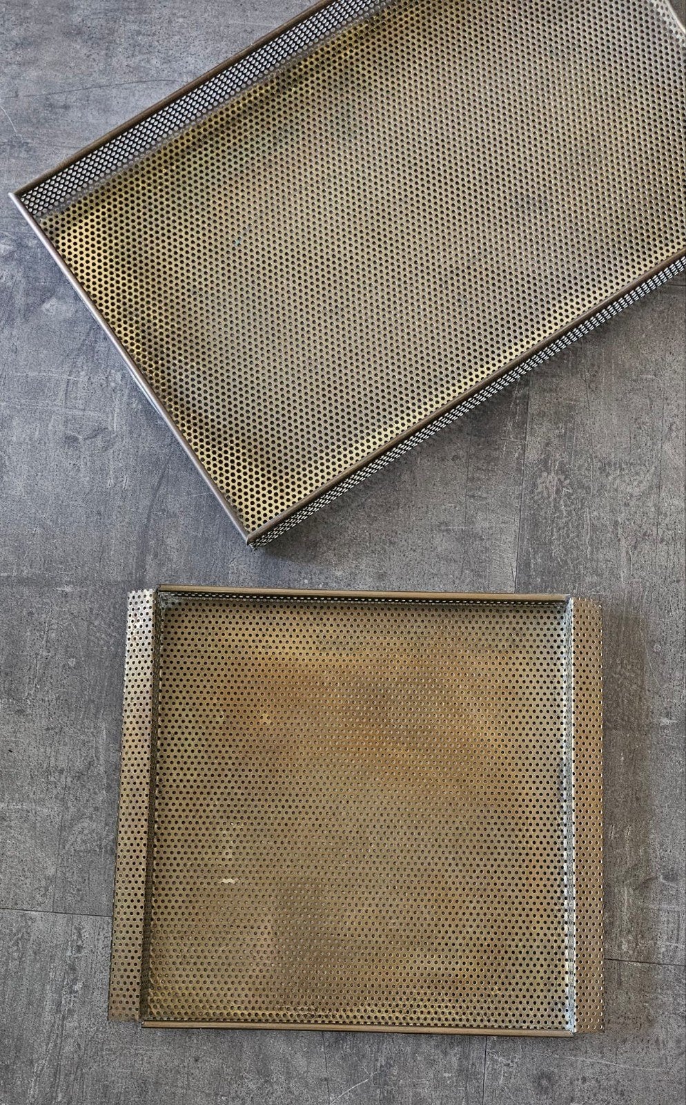 Franse ontwerper Mathieu Matégot - messing dienbladen - 1950, Huis en Inrichting, Ophalen of Verzenden, Metaal