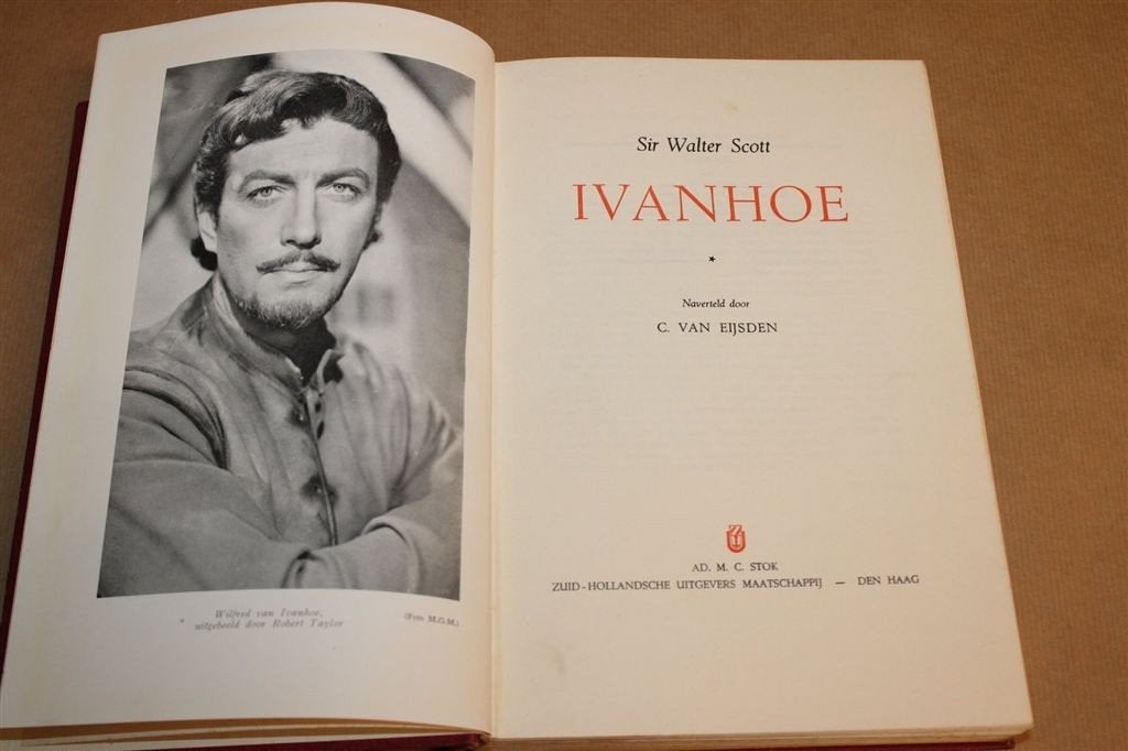 Ivanhoe — Walter Scott, Naverteld met Filmfotos 1953, Boeken, Ophalen of Verzenden, Gelezen