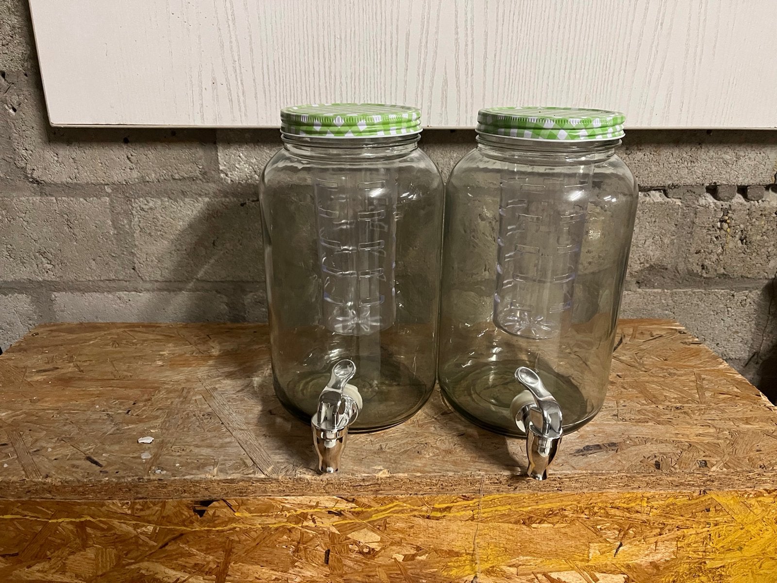 Set van 2 glazen drankdispensers met tapkraan hoog 30cm, Ophalen, Meerkleurig, Overige merken, Glas