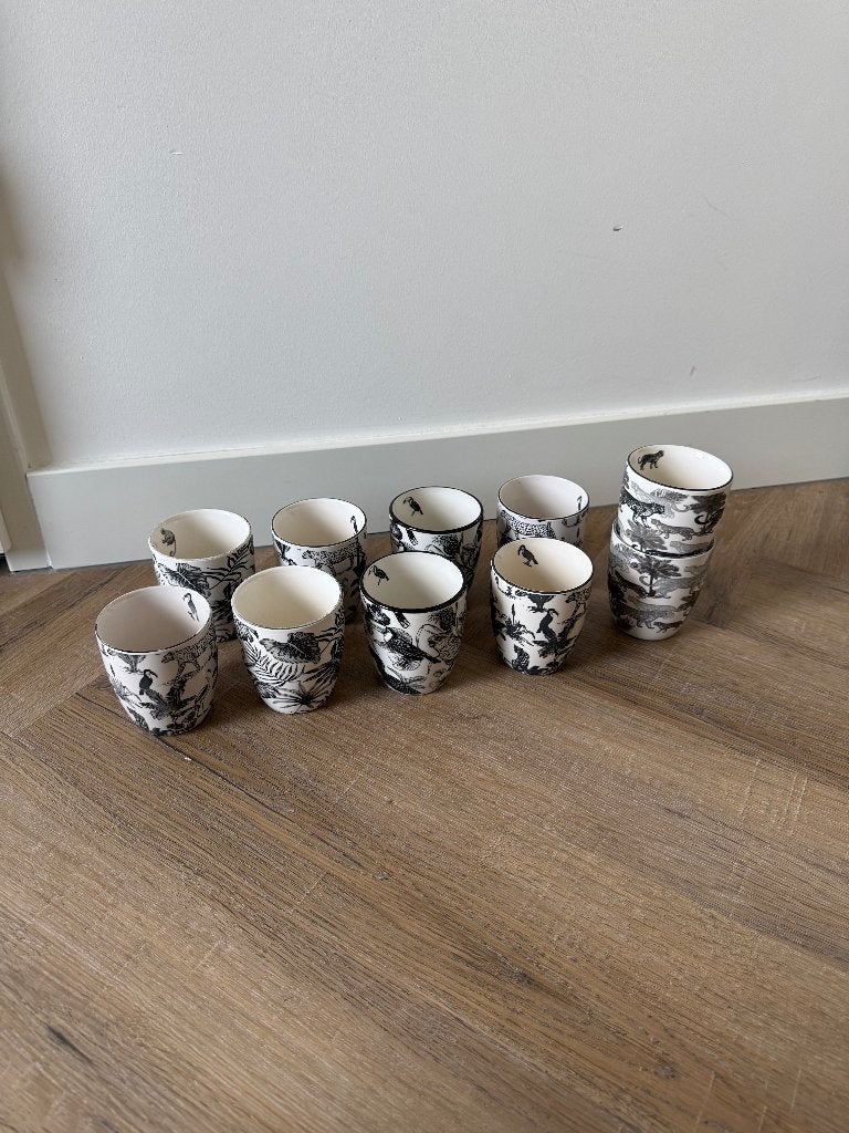 Heel goed 10x zwart wit koffie kopje beker set Wild Living, Overige merken, Ophalen of Verzenden, Zo goed als nieuw, Overige stijlen