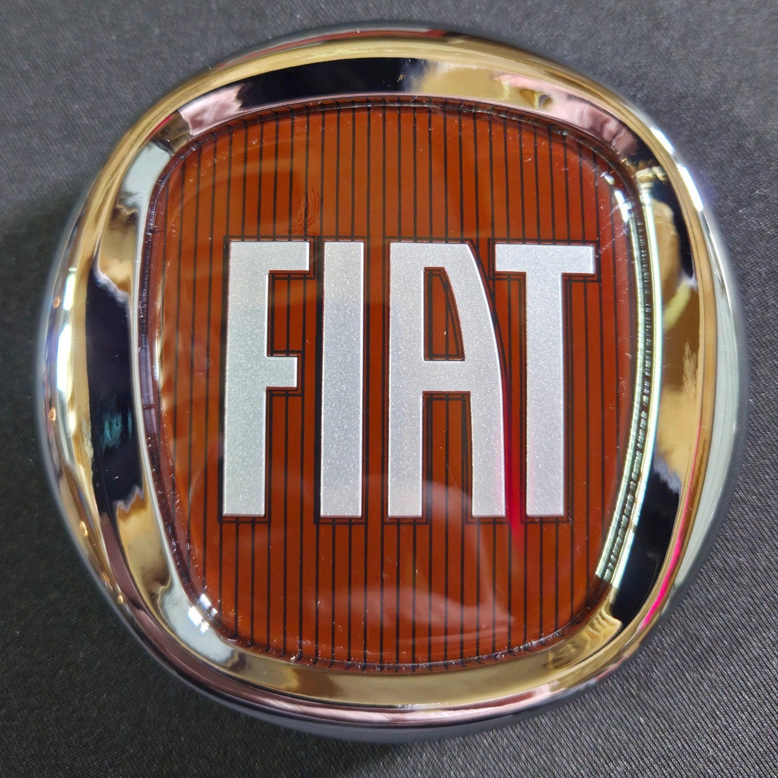 Fiat Logo Voorzijde 95mm Nieuw!, Auto-onderdelen, Carrosserie en Plaatwerk, Motorkap, Fiat, Voor, Nieuw, Ophalen of Verzenden