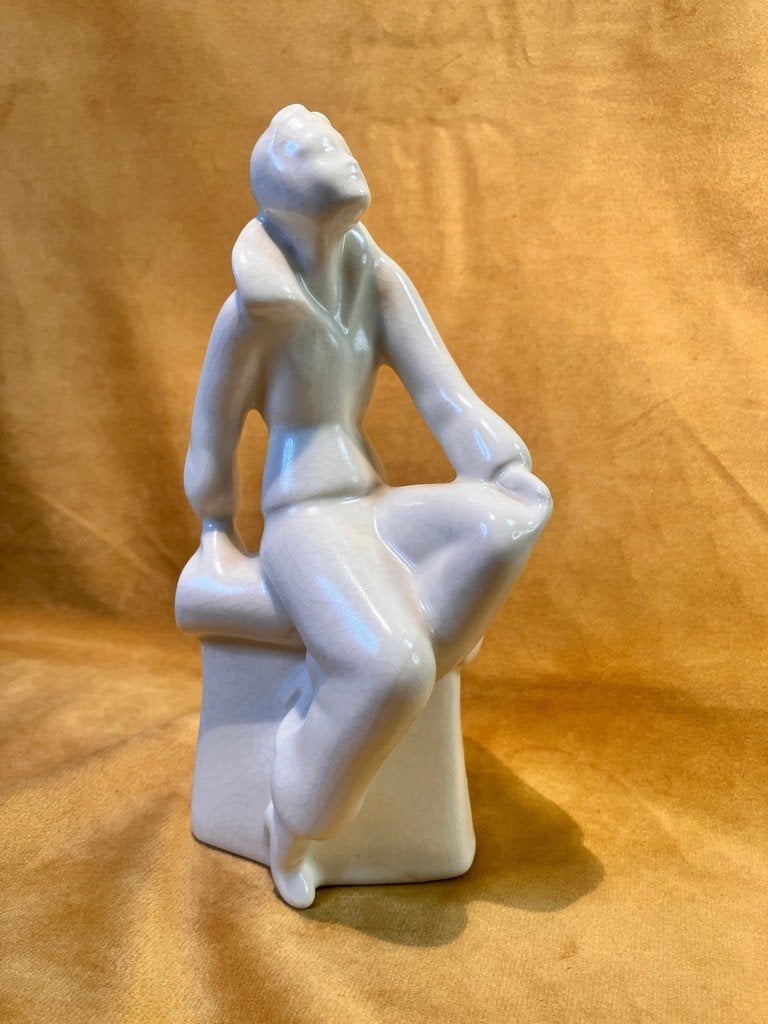Eta Lempke Zuid-Holland zittende jonge dame ca 1930.  11, Antiek en Kunst, Antiek | Keramiek en Aardewerk, Verzenden