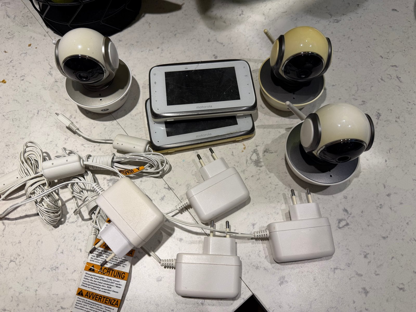 Motorola babyfoon MBP854  set met 3 camera's, Ophalen of Verzenden, Gebruikt, 250 meter of meer, Camera
