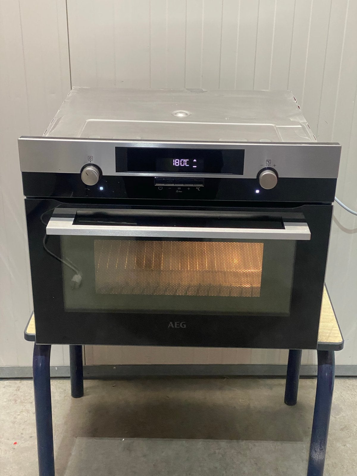 AEG Combi-oven KMK561000M - Zo goed als nieuw