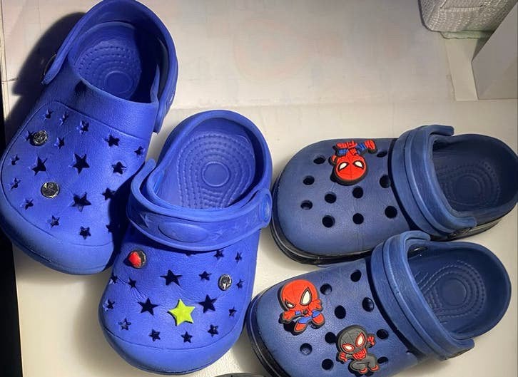 Leuke kinderschoenen - Crocs 3 stuks, Ophalen of Verzenden, Gebruikt, Jongen of Meisje, Schoenen