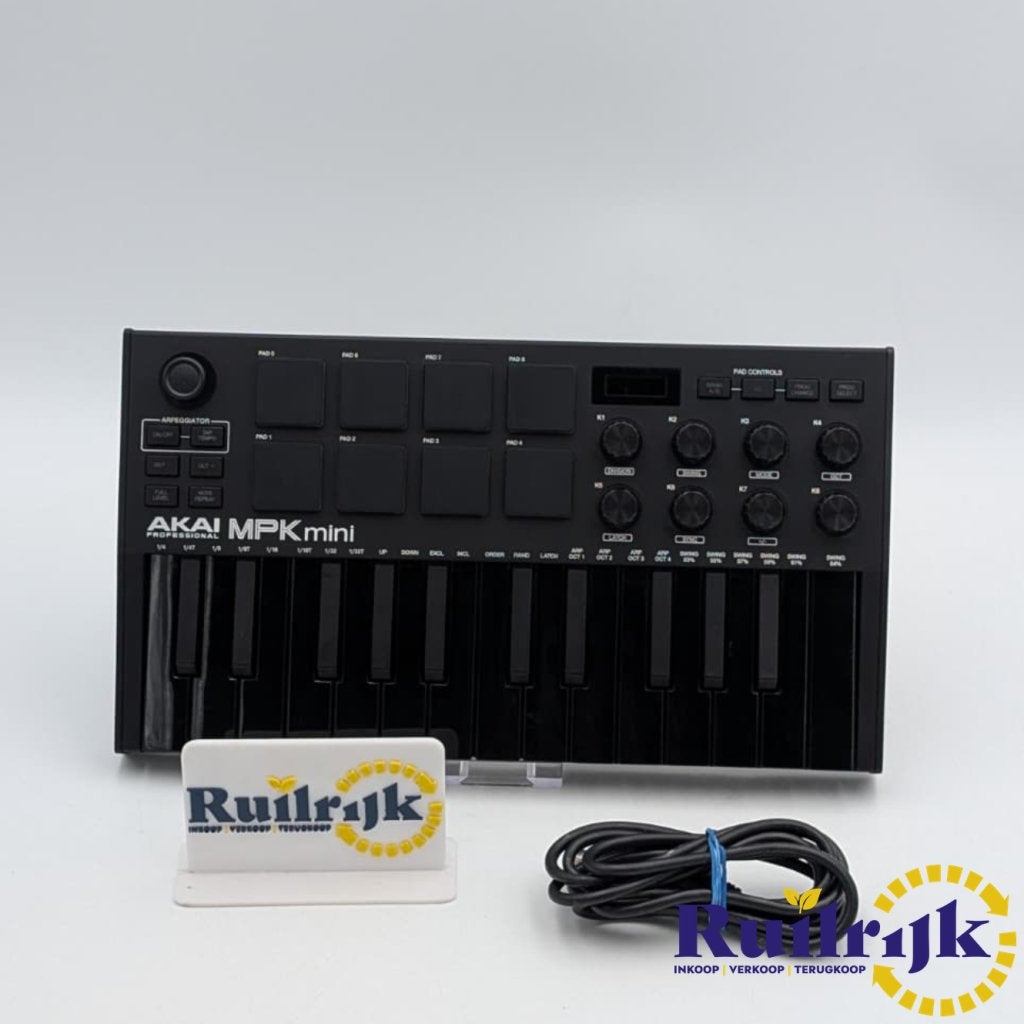 AKAI MPK Mini midi keyboard Black edition - Nette staat, Akai, Zo goed als nieuw, Support@akai.com, Akai Professional
200 Scenic View Drive
Suite 201
Cumberland, RI 02864
United States