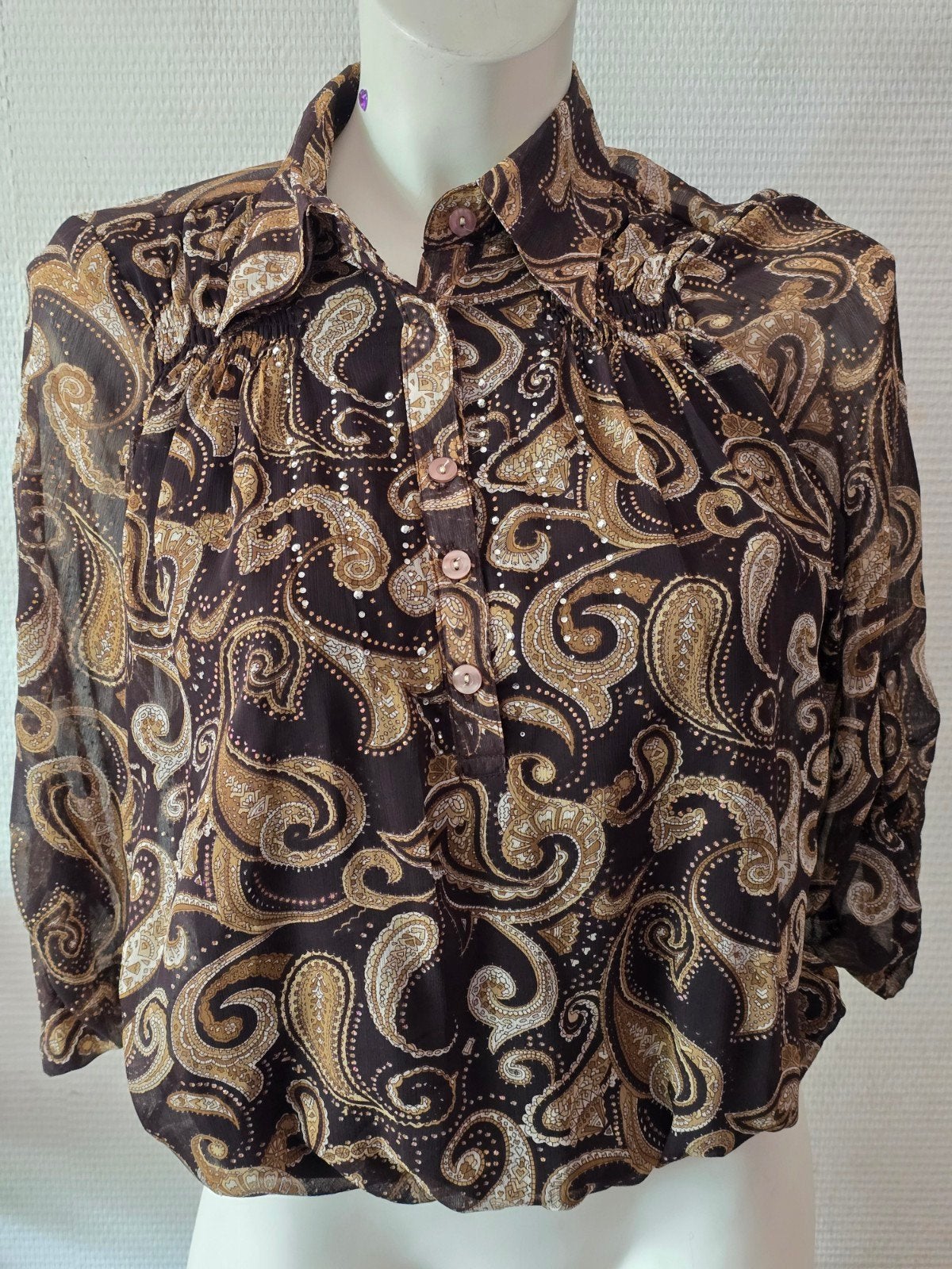 Xing Lung dames Paisley Blouse - Bruin/Goud maat S, Bruin, Xing Lung, Ophalen of Verzenden, Zo goed als nieuw