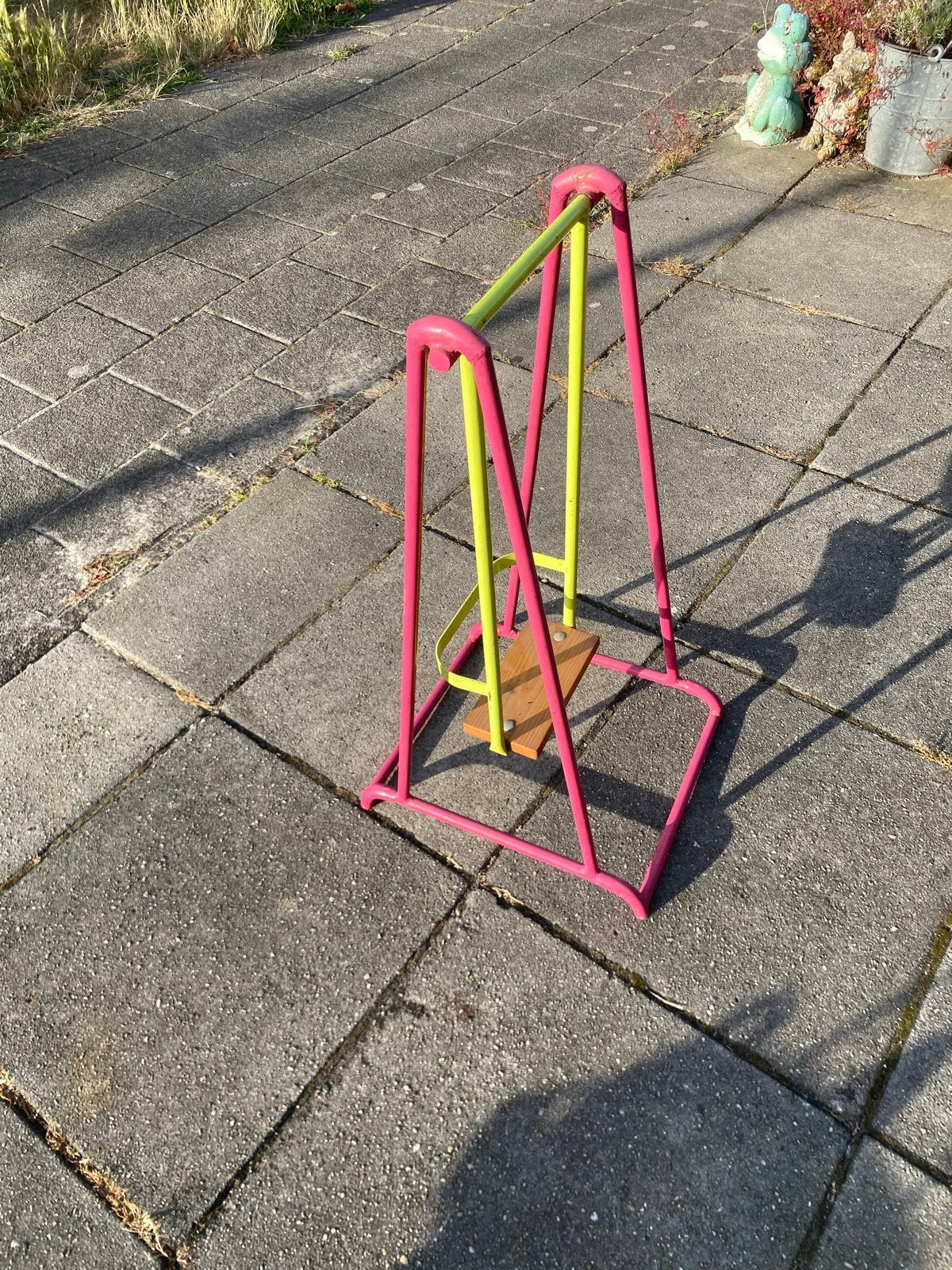 Poppen schommel 77x40x37 cm - Roze/Groen, Kinderen en Baby's, Ophalen, Gebruikt, Meisje