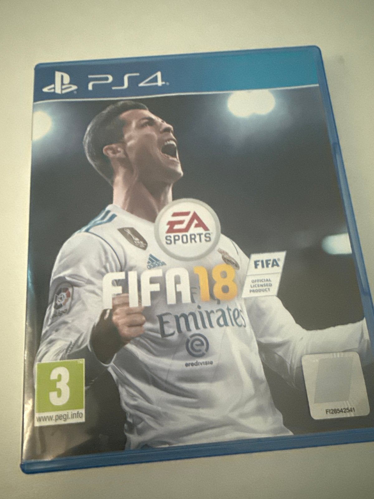 FIFA 18 voor PS4 - Voetbalgame met Cristiano Ronaldo, Gebruikt, 2 spelers, Eén computer, Ophalen of Verzenden