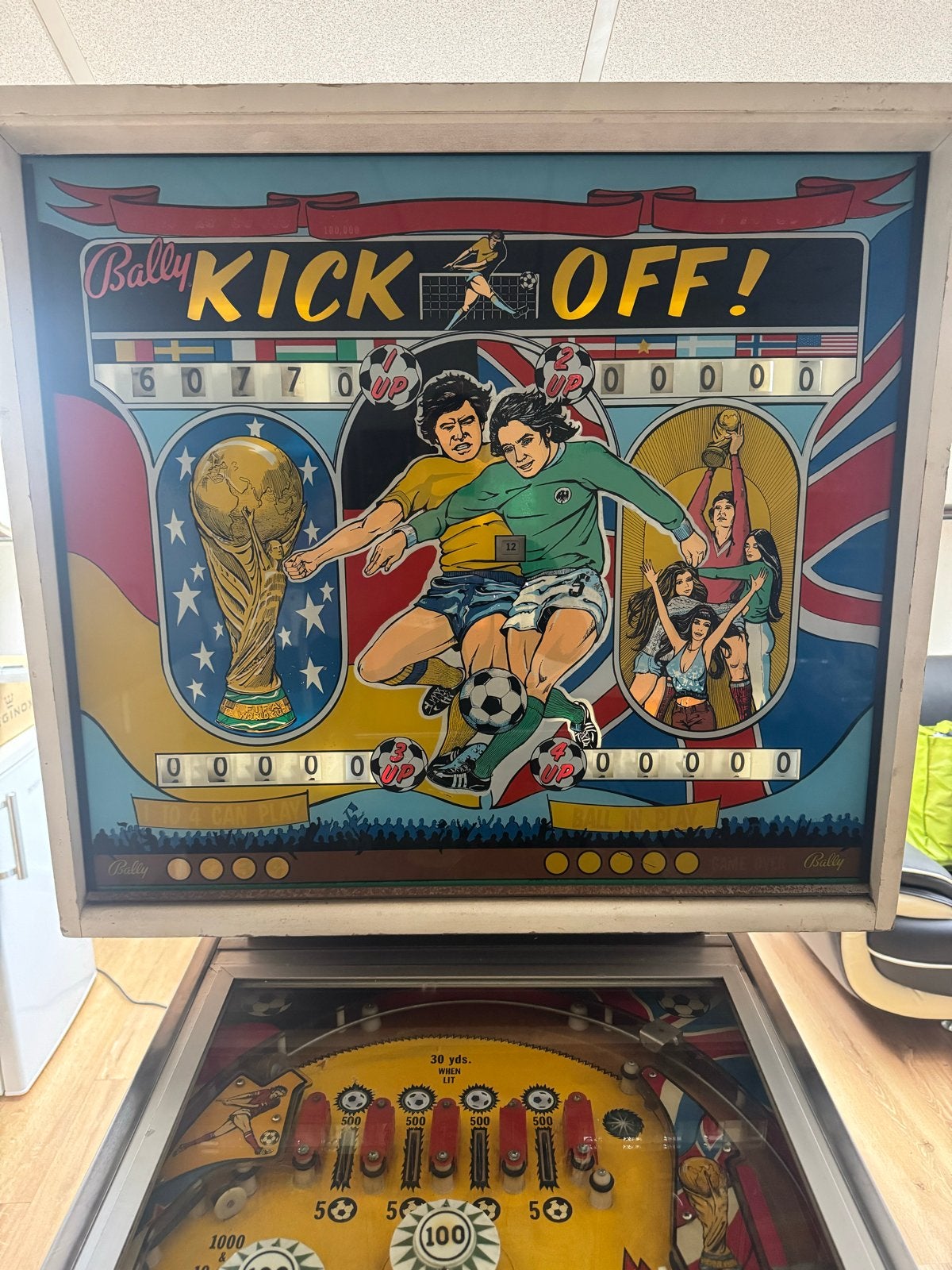 Bally Kick Off Flipperkast, Ophalen, Gebruikt, Elektronisch, Bally