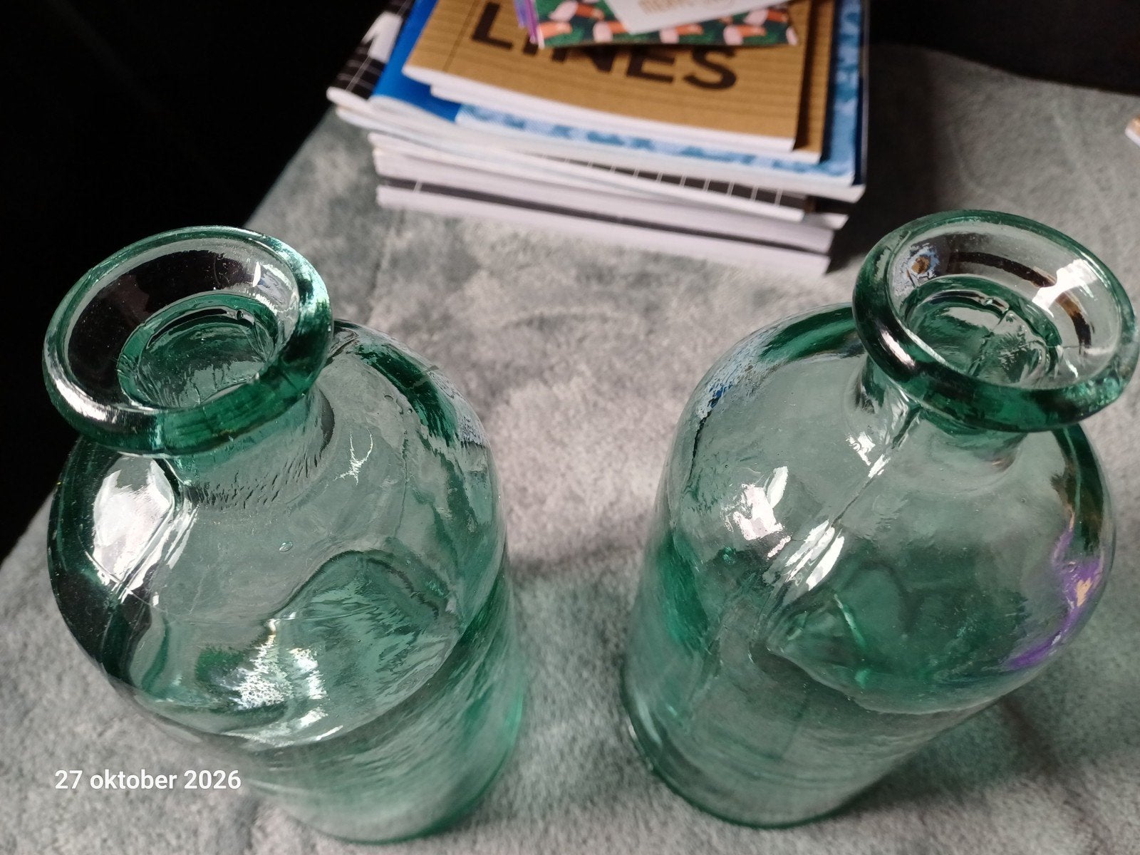 Set v 2 Vintage Groene Glazen Flessen - 20,5 cm Hoog ZGAN, Ophalen, 20 cm, Groen, Glas