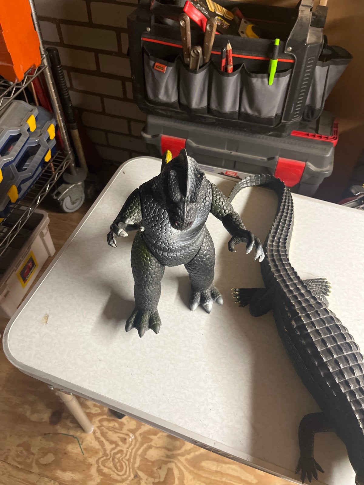 Godzilla en Krokodil Speelgoedfiguren - Dorumei 1987, Verzamelen, Ophalen of Verzenden, Gebruikt