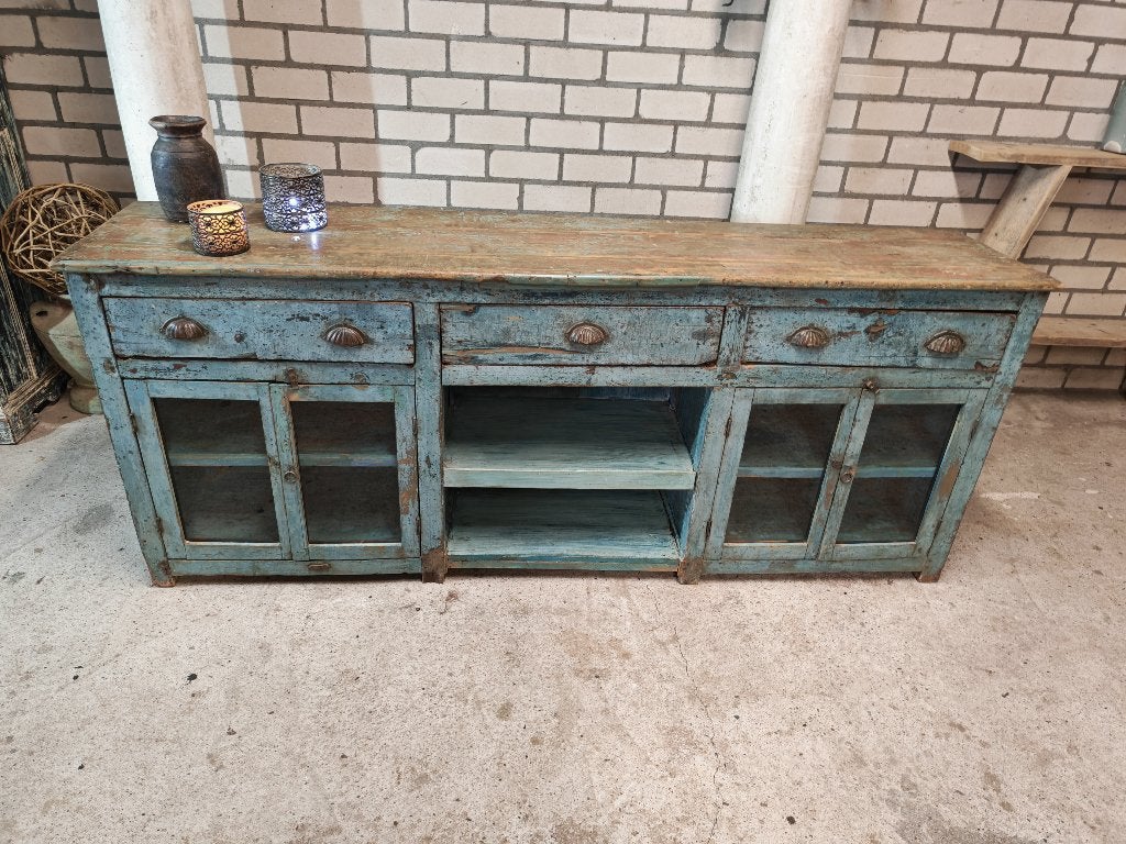 Antiek Dressoir uit India, Ophalen