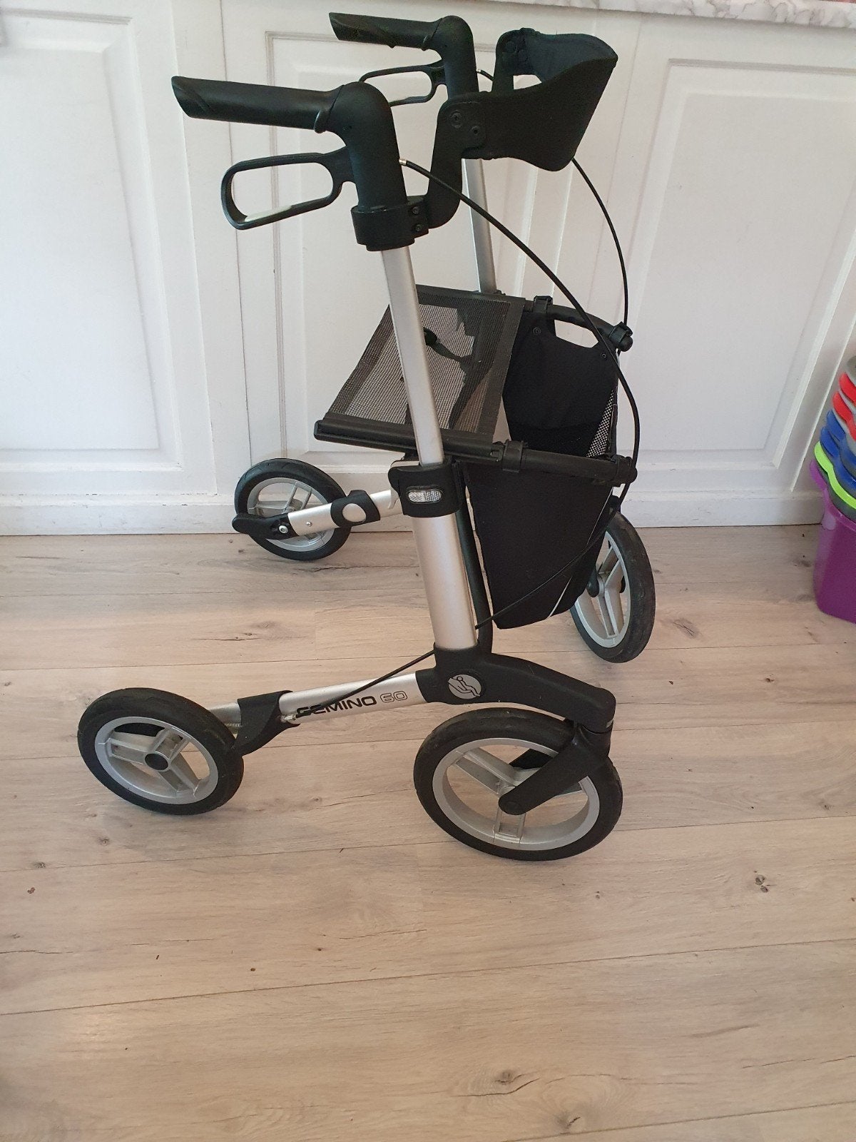 Gemino 60 rollator lichtgewicht, Handicare, Onbekend, Zo goed als nieuw, Onbekend